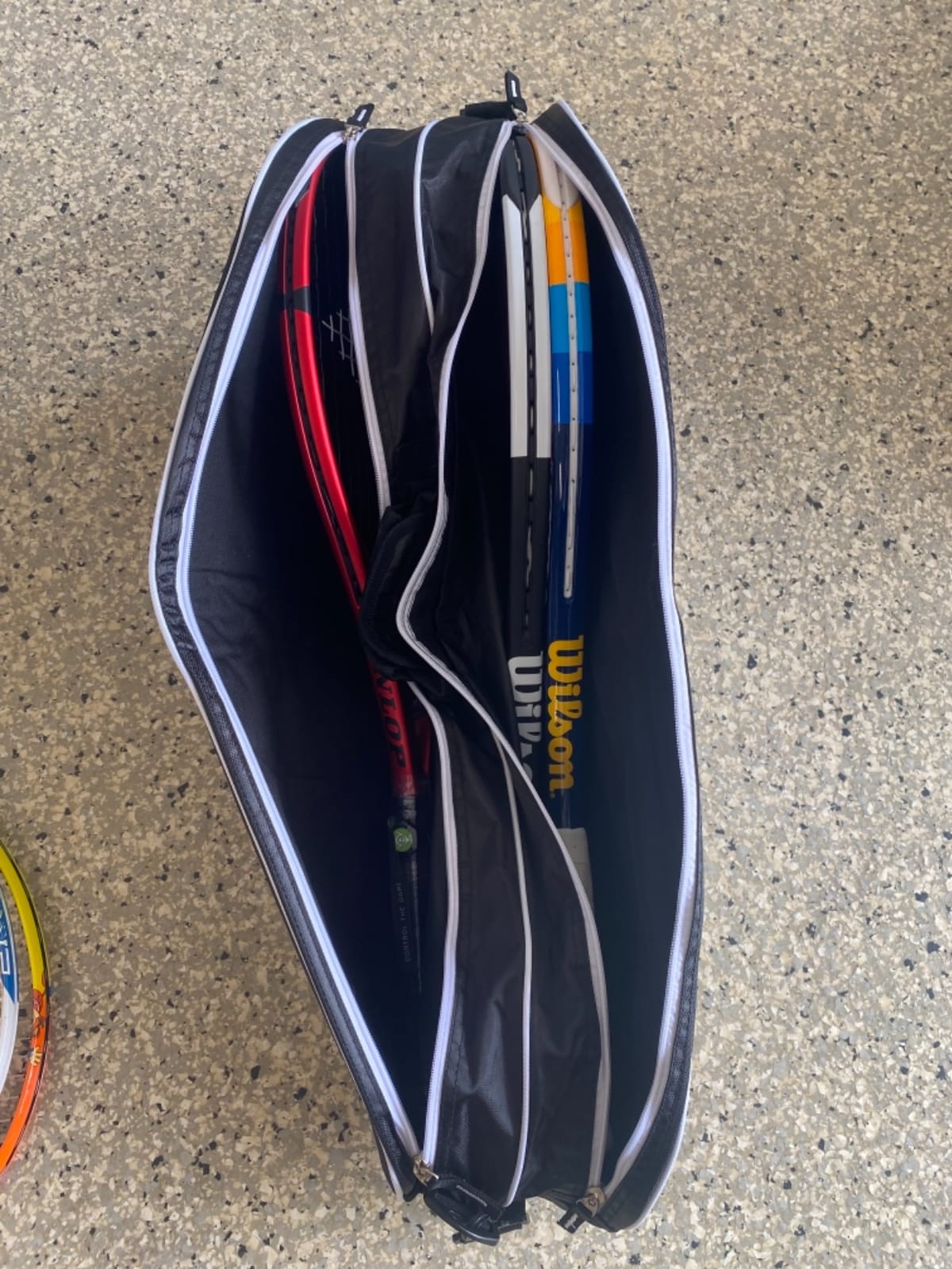 Tennis Racket Bag (3-5 Racquet), with Shoe & Phone Compartment and Protective Pad, Super Roomy and Lightweight Racquet Bag for Tennis, Badminton customer photo 2