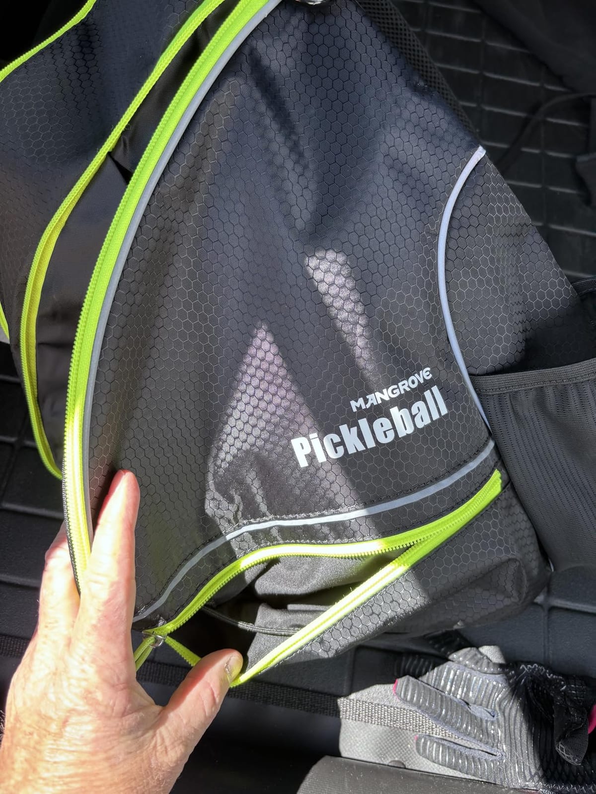 Mangrove Pickleball Bag with Fence Hook/Large Capacity/5 Dedicated Pockets customer photo 2