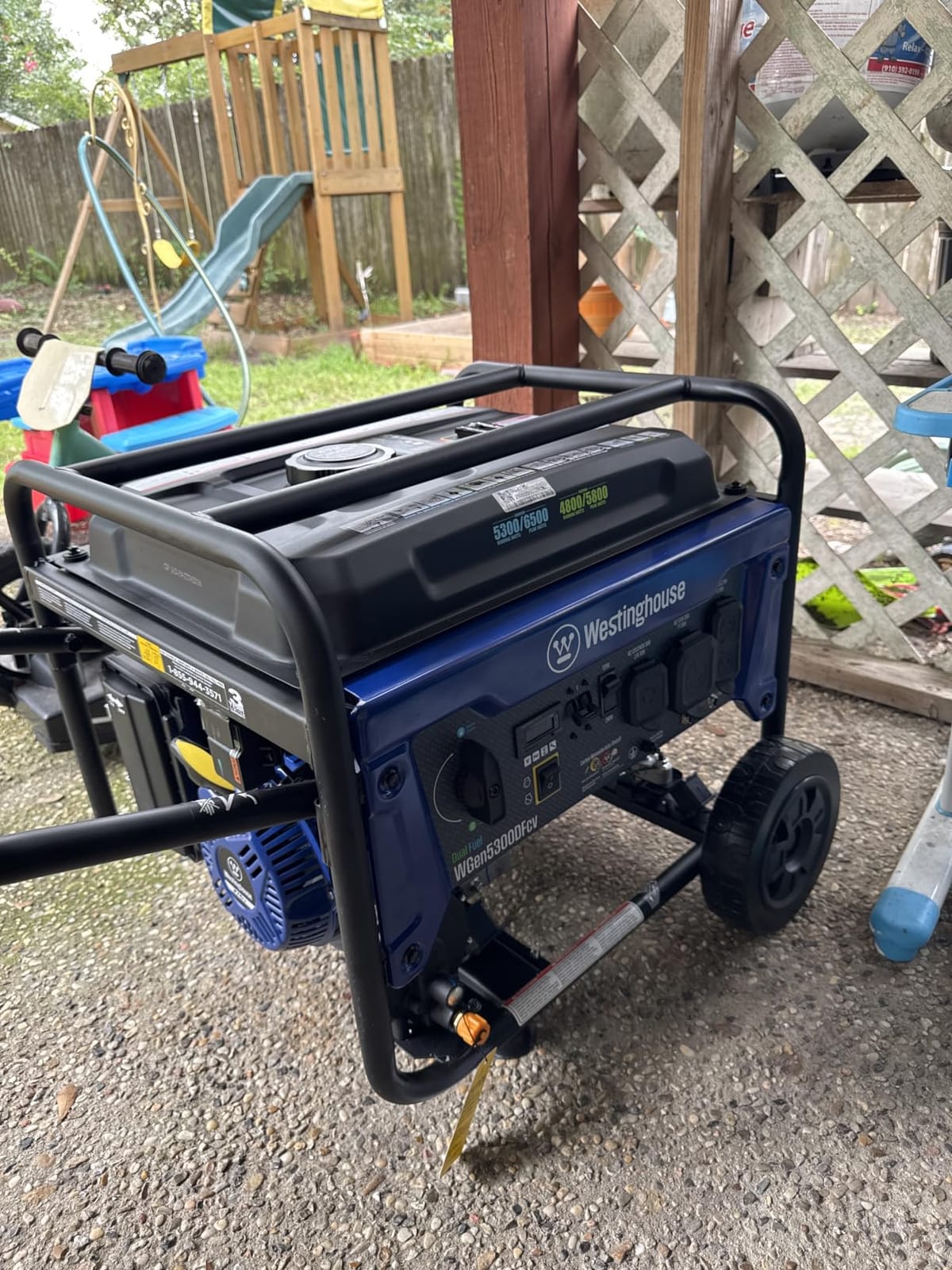 Westinghouse 6500 Watt Dual Fuel Home Backup Portable Generator, Transfer Switch Ready 30A Outlet, RV Ready 30A Outlet, CO Sensor customer photo 1