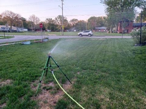 Biswing Impact Sprinkler Head on Tripod Base, Heavy Duty Lawn Sprinklers, 360 Degree Large Area Irrigation, Metal Sprinkler Nozzle & Solid Alloy Metal Extension Legs Flip Locks, 2 Pack customer photo 2