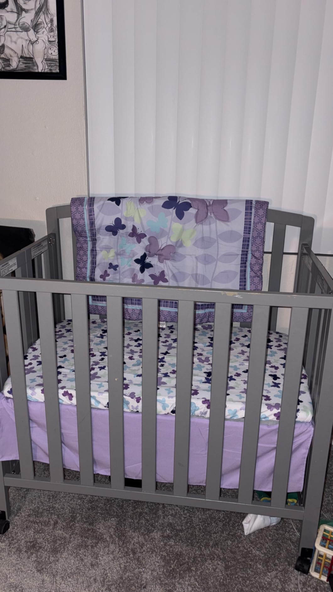 DaVinci Dylan 3-in-1 Convertible Portable Mini Crib, Espresso customer photo 2