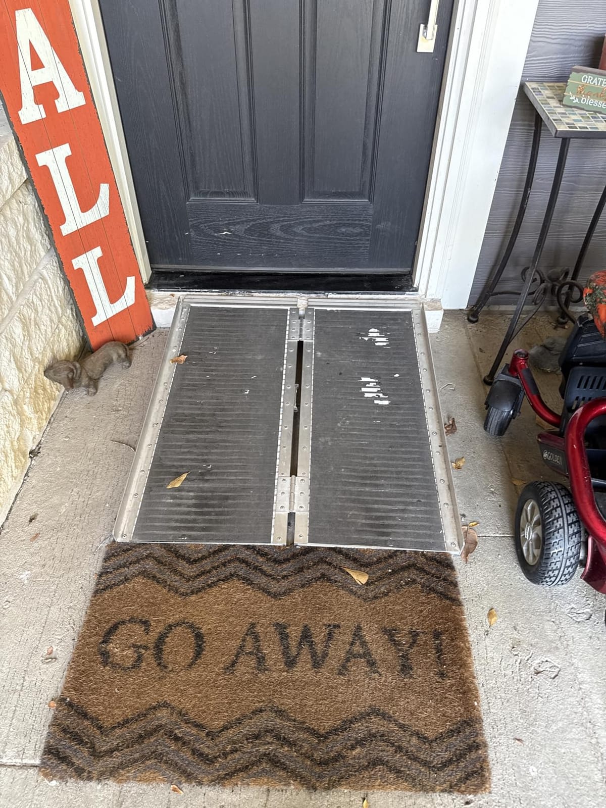FACHNUO 2FT Portable Wheelchair Ramp for Home Steps, Non-Skid Aluminum Ramp customer photo 1