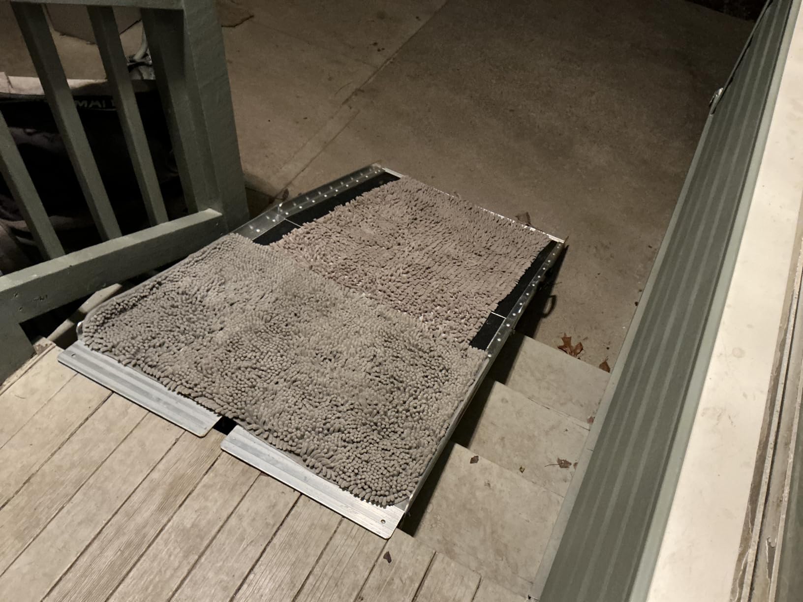 FACHNUO 2FT Portable Wheelchair Ramp for Home Steps, Non-Skid Aluminum Ramp customer photo 2
