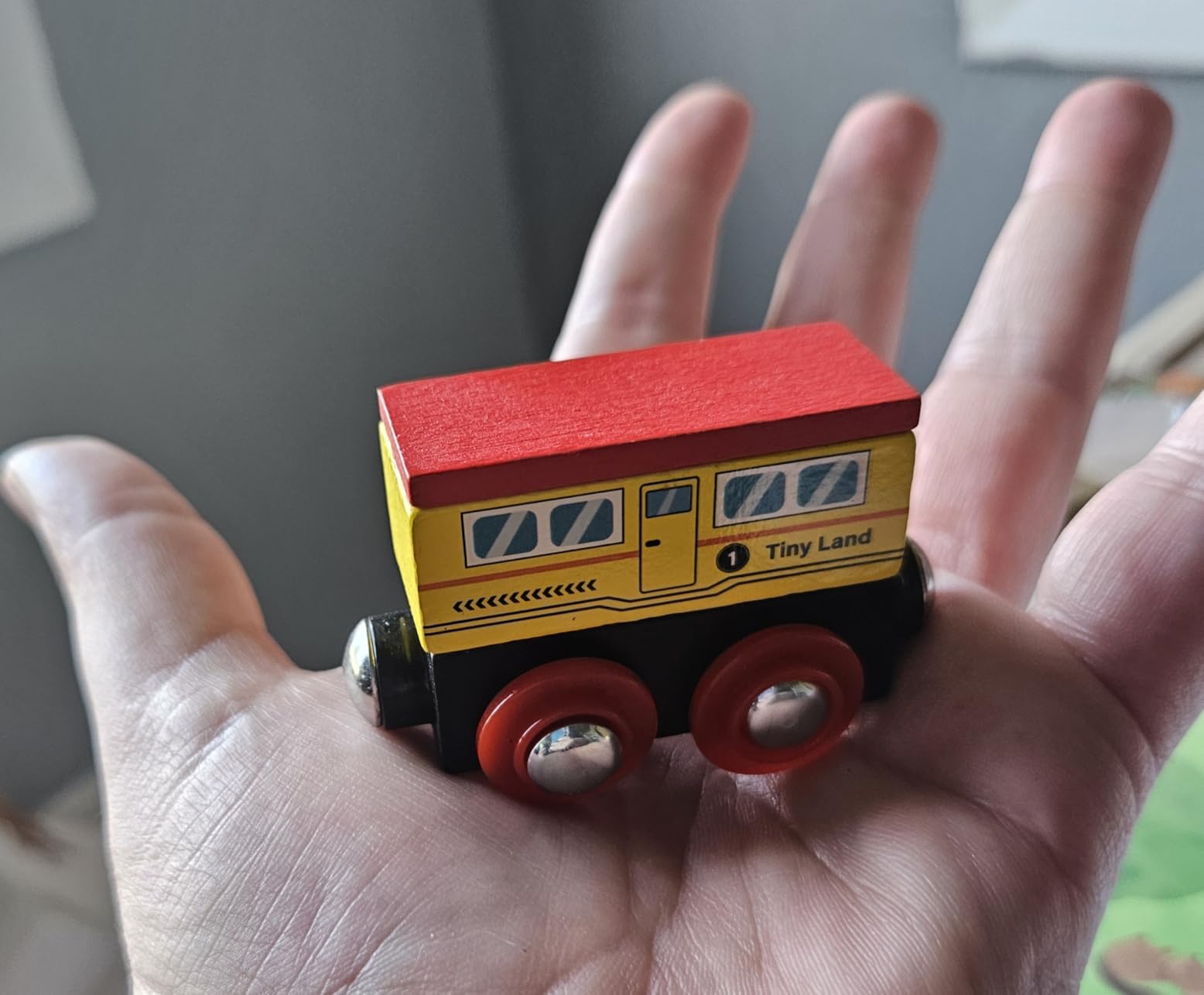 Tiny Land 110PCS Wooden Train Set, Toy Train with Tracks customer photo 1