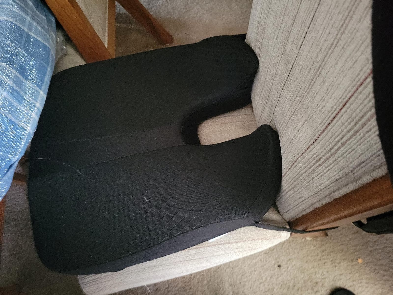 anzhixiu Elevated Car Seat Cushion for Improved View- Black customer photo 2