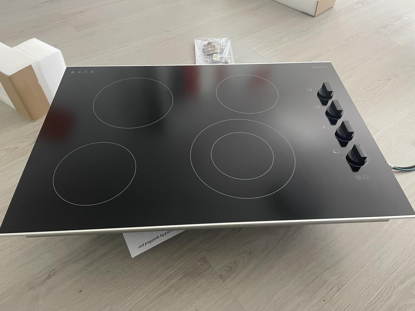 Karinear 30 Inch Electric Cooktop 4 Burners, Knob Control Ceramic Cooktop customer photo 1