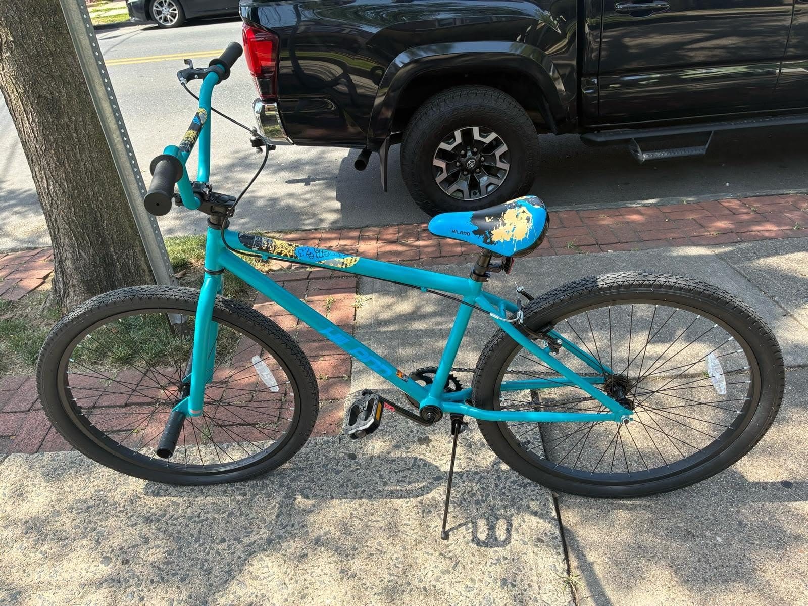 Hiland 24 26 inch BMX Bike for for Teen Bike and Adult Bikes, Beginner-Level BMX to Advanced Riders with 2 Pegs, Bicycles for Men and Women, Multiple Colors customer photo 1
