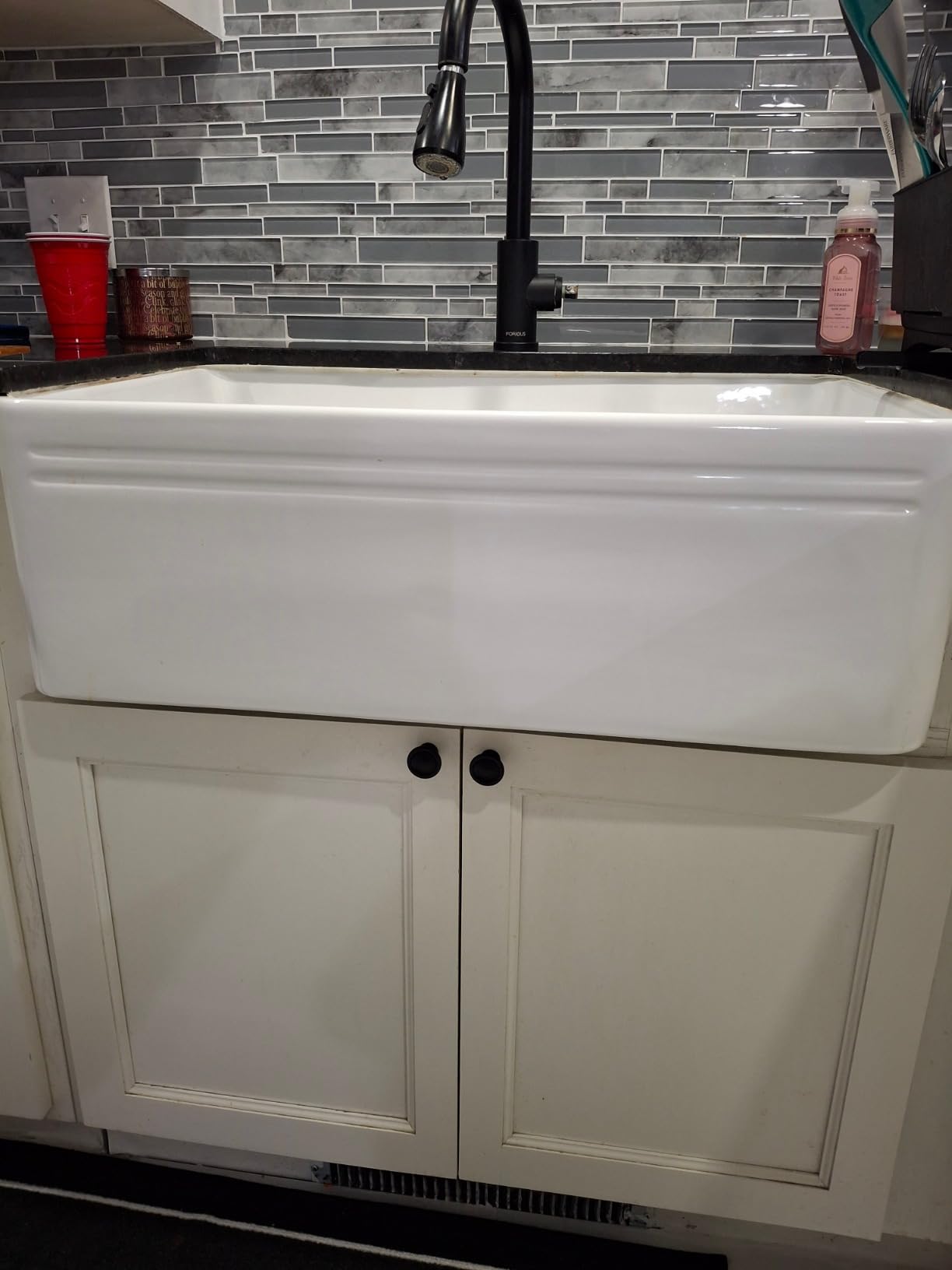 DeerValley White Farmhouse Sink Apron Front Farm Kitchen Sink 33 inch customer photo 1