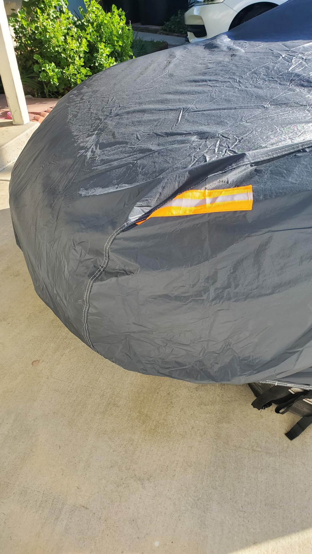 GUNHYI 16 Layers Car Cover Waterproof All Weather for Sedan Heavy Duty customer photo 1
