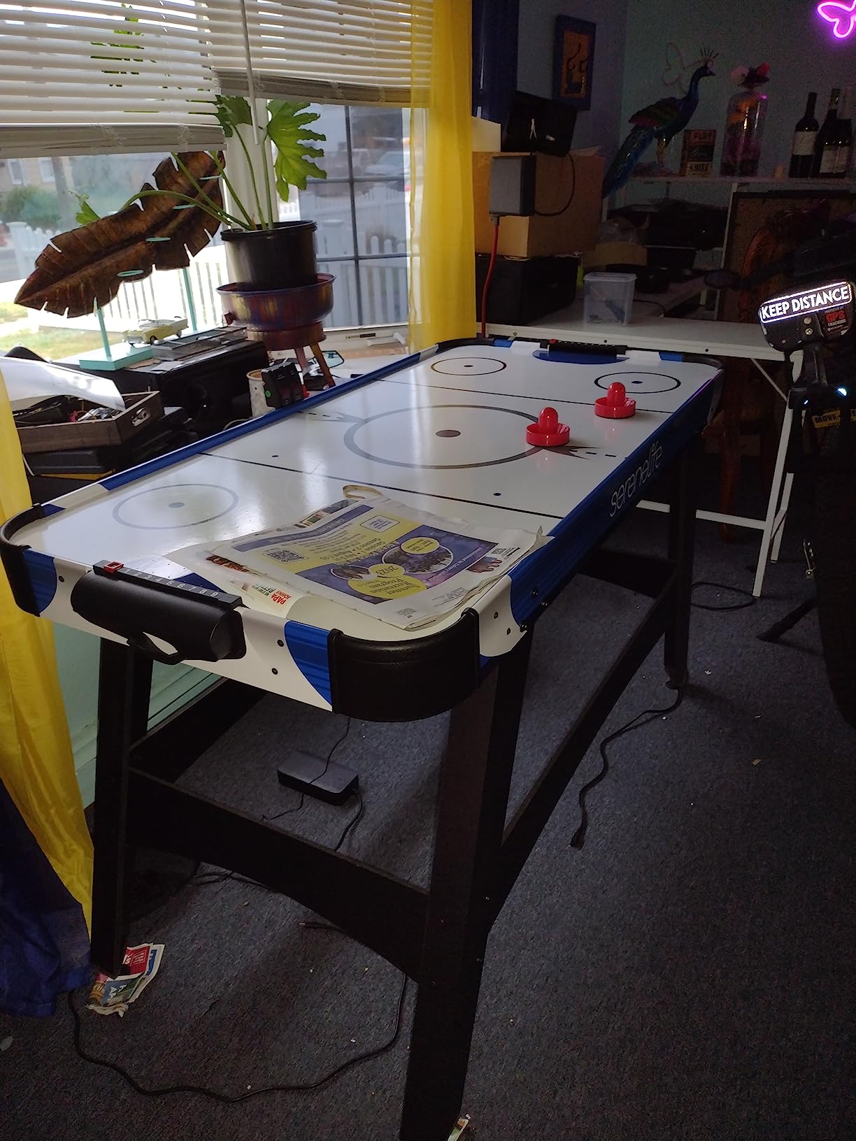 SereneLife 58in Powered Air Hockey Table Upgraded 700mA 12v 2X Powerful Motor, 4 Player 4 Pucks 2 Pushers, Full-Size Arcade Style, Inline Power Switch and Battery Free Digital LED Score Board customer photo 1
