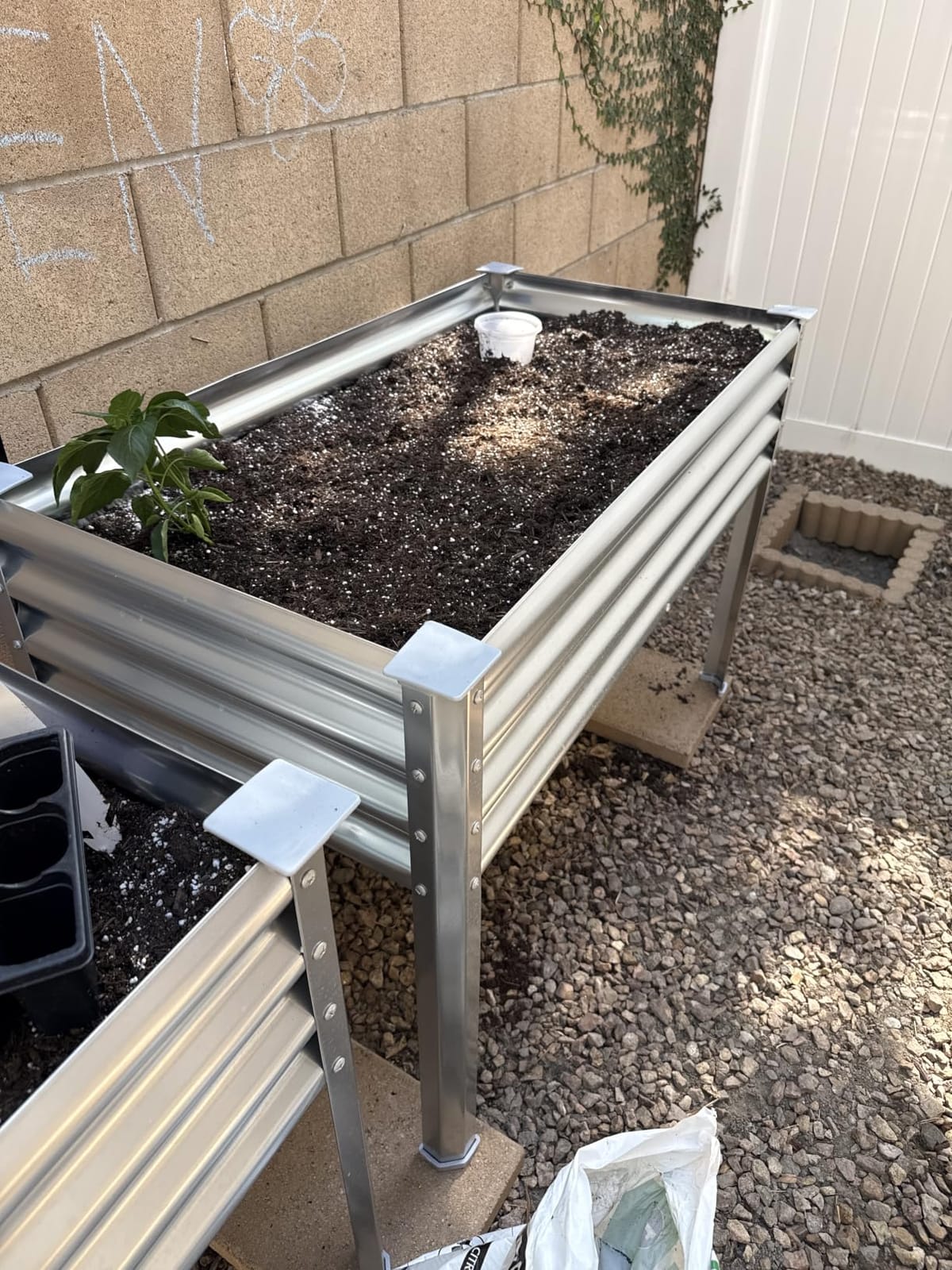 Land Guard Galvanized Raised Garden Bed with Legs, 48×24×32in Large Metal Elevated Raised Planter Box with Drainage Holes for Backyard, Patio, Balcony, 700lb Capacity customer photo 2