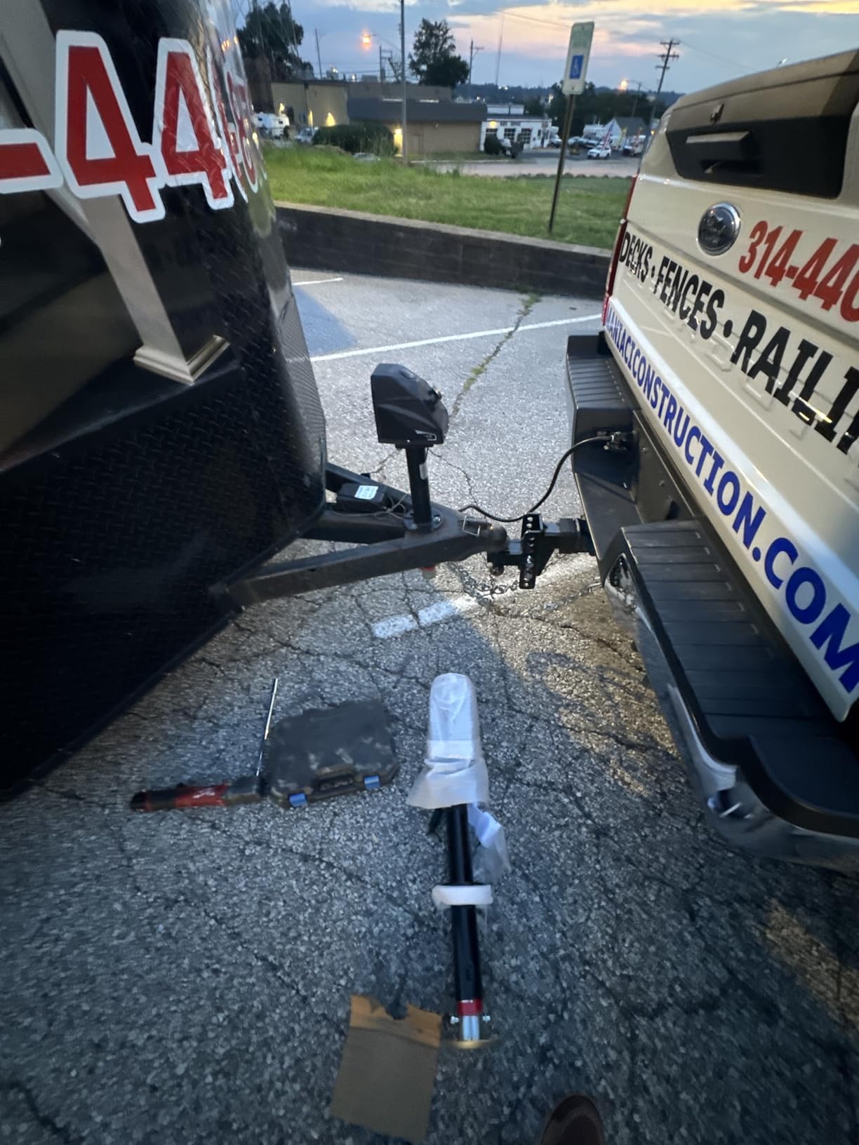 Kohree Electric Trailer Jack 5000lbs with Wiring, Heavy Duty A-Frame customer photo 1