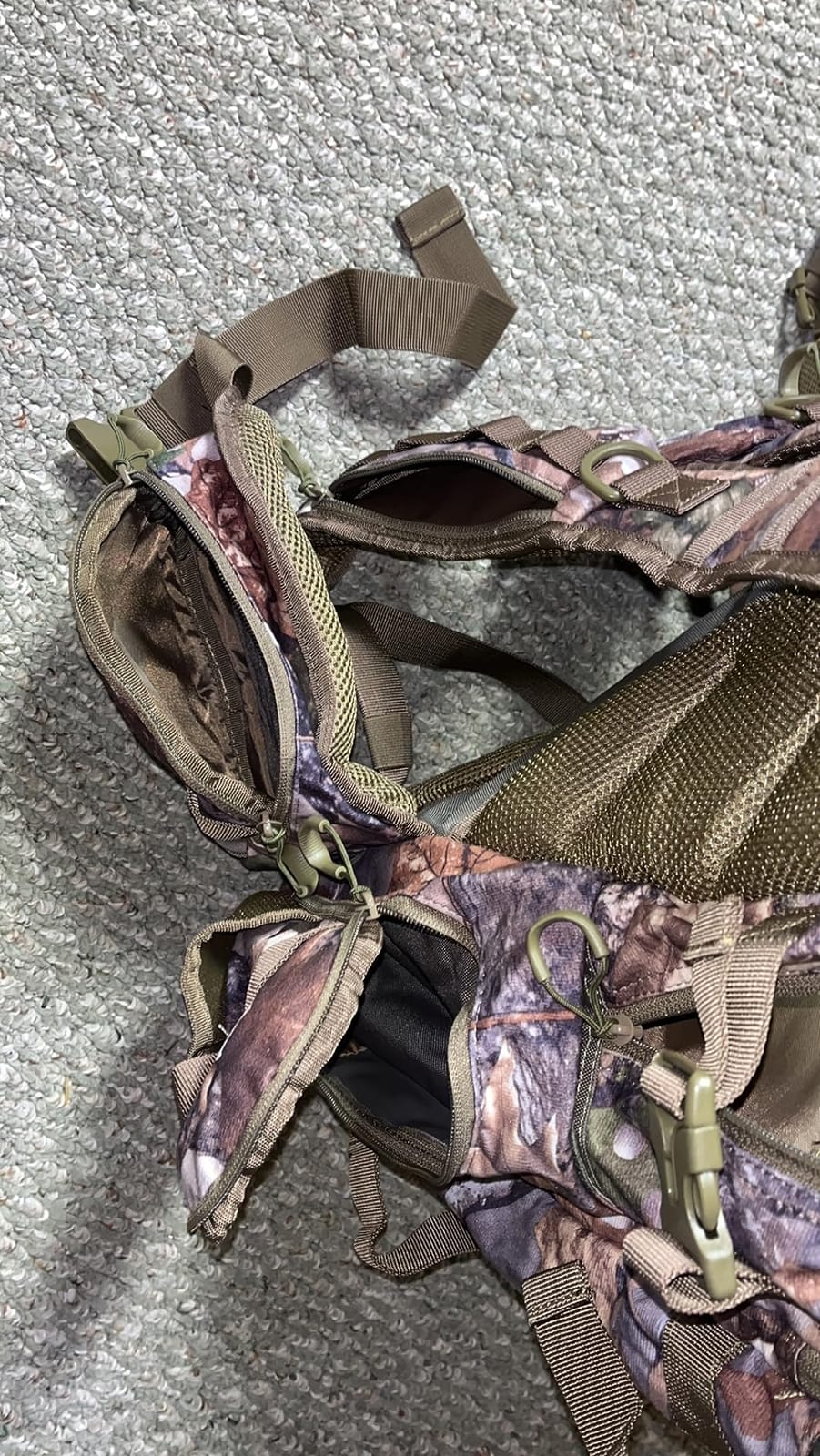 Large Hunting Backpack with padded weapon for Bow Rifle Hunting Gear40L customer photo 1
