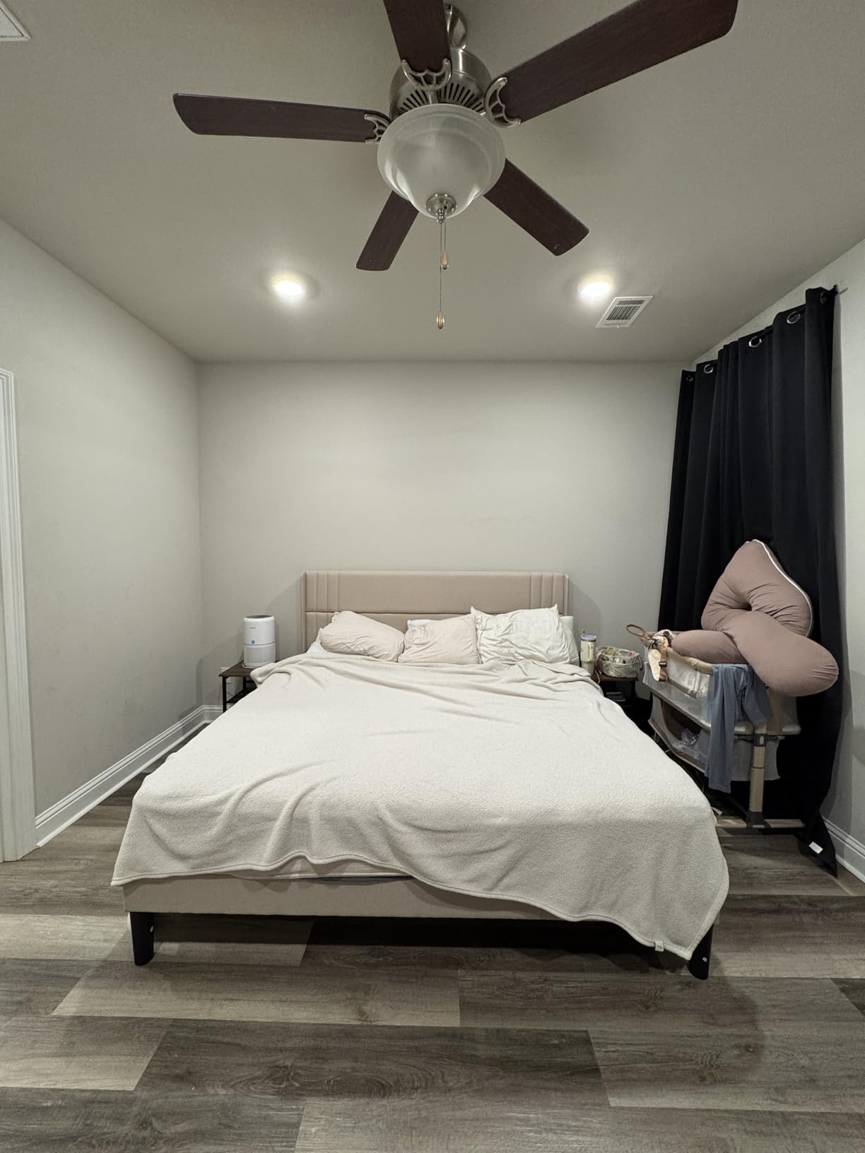 Gizoon Queen Bed Frame with Wingback Headboard, Upholstered Platform Bed customer photo 1
