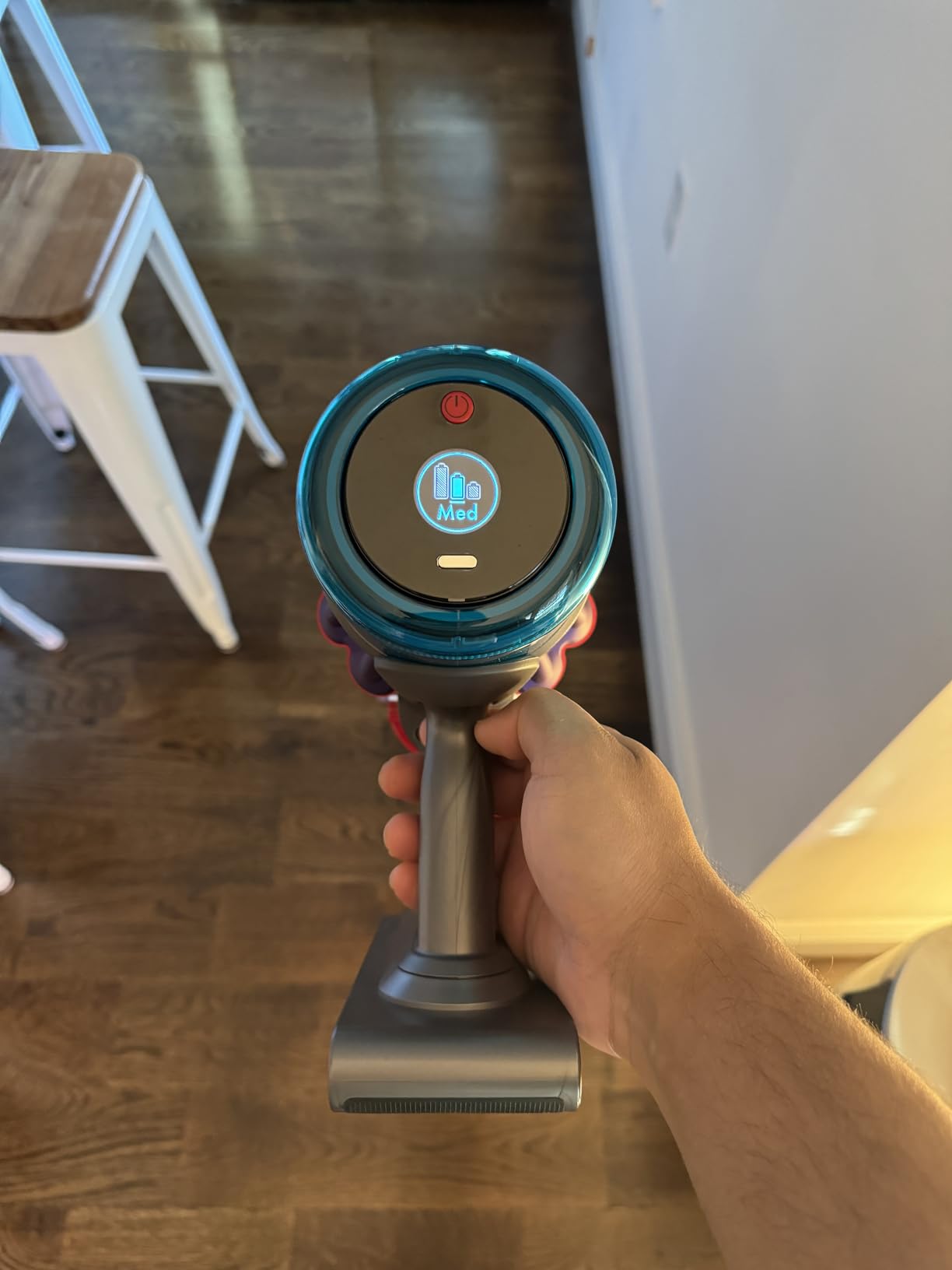 Gen5detect Cordless Vacuum, 280AW, 3 Power Modes, Up to 70 Minutes, Illumination Reveals dust, HEPA Filtration, All Floor Types customer photo 1
