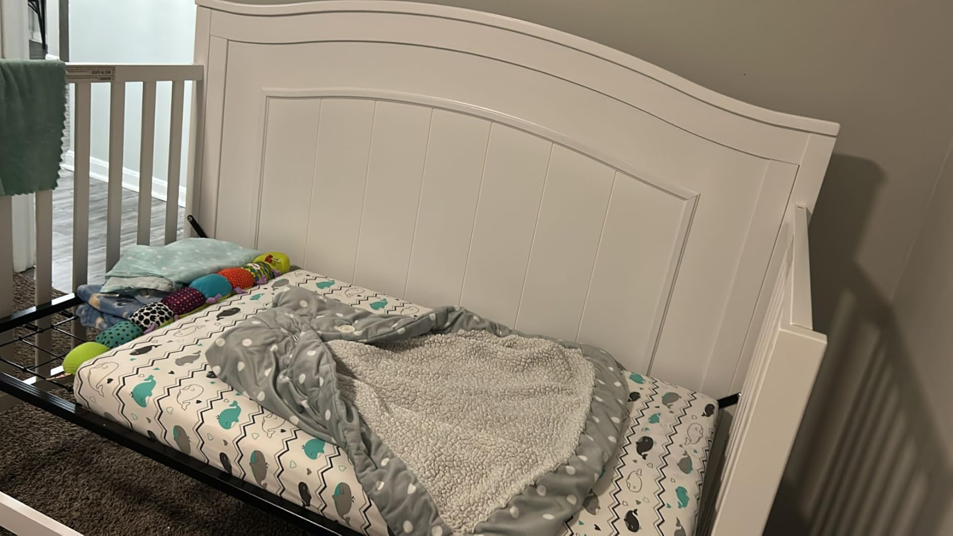 Oxford Baby Nolan 4-in-1 Convertible Crib, Dove Gray, GreenGuard Gold Certified customer photo 1