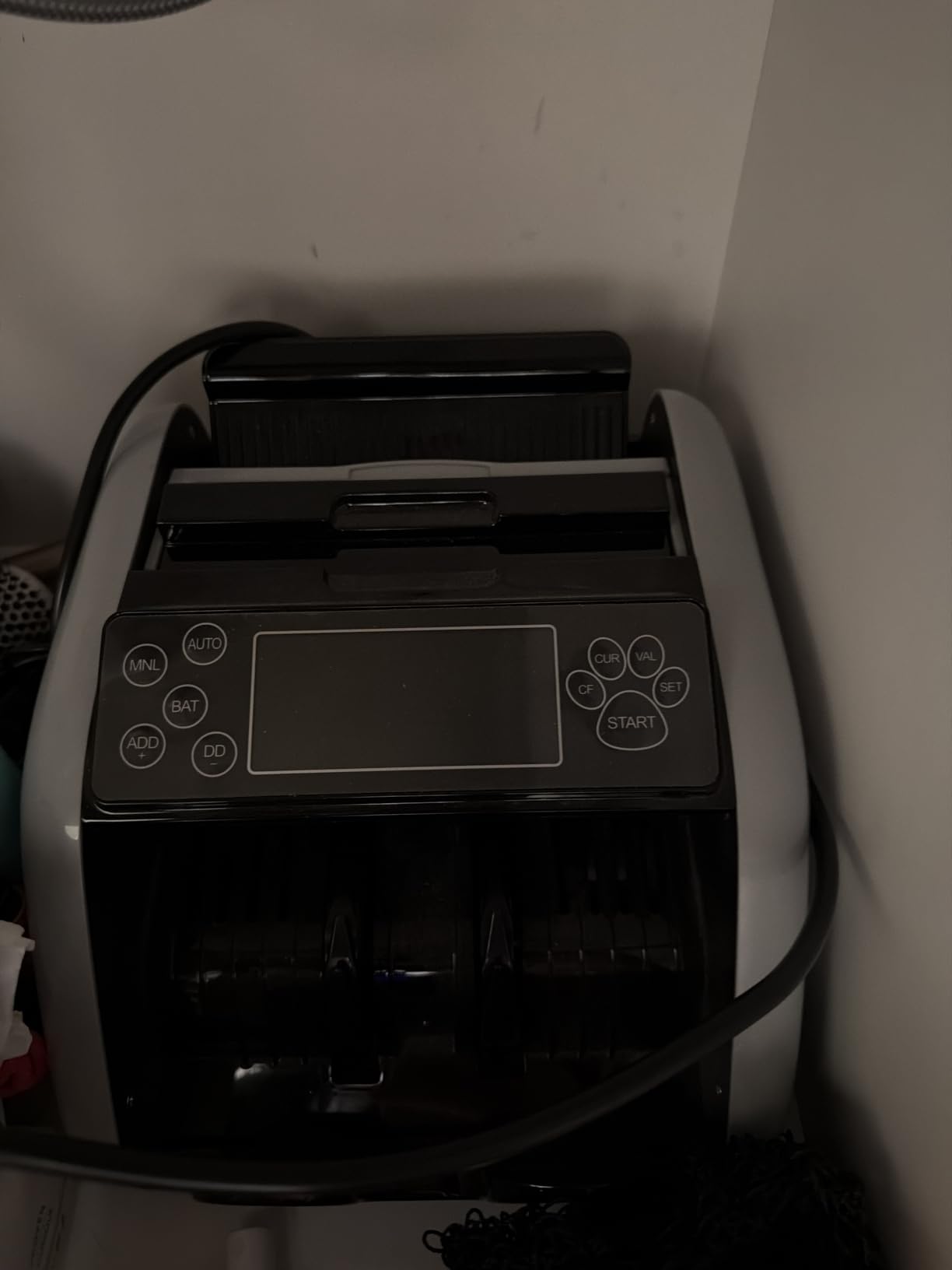 VEVOR Money Counter Machine, Bill Counter with UV/MG/IR/DD/DBL/HLF/CHN Counterfeit Detection, Counting/Value Count/Add/Batch Modes, USD/EUR Money Counting Machine with LCD Display for Small Business customer photo 1