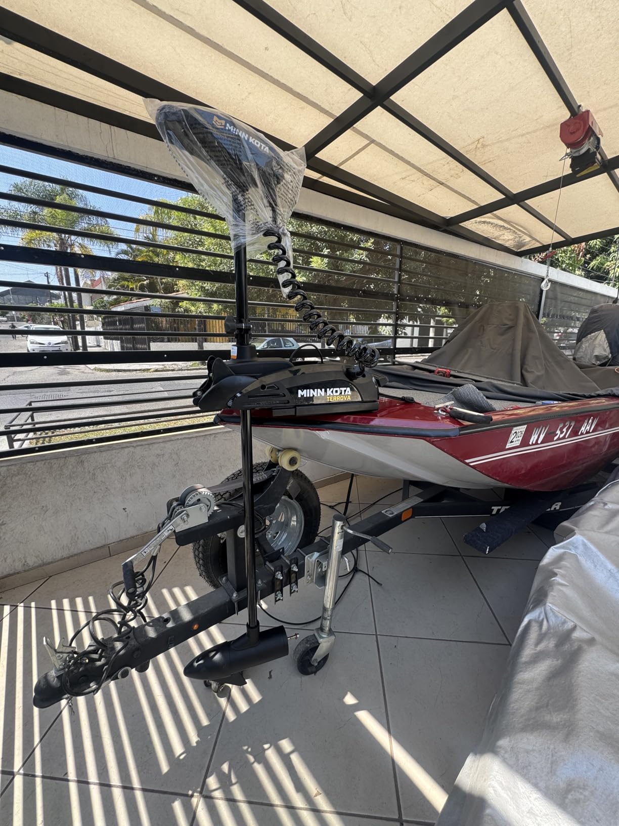 Minn Kota Terrova Bow-Mount Electric Trolling Motor with GPS, Spot-Lock – 55 Lb. Thrust, 54 In. Shaft, Freshwater customer photo 1