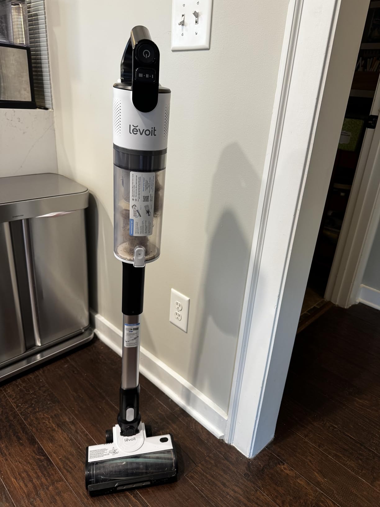 Levoit Cordless Vacuum Cleaner, Anti-Tangle for Pet Hair, Up to 50 Minutes | Powerful Suction, Lightweight, Rechargeable, Versatile for Carpets & Hard Floors, 180° Lay-Flat Design, LVAC-200 customer photo 2