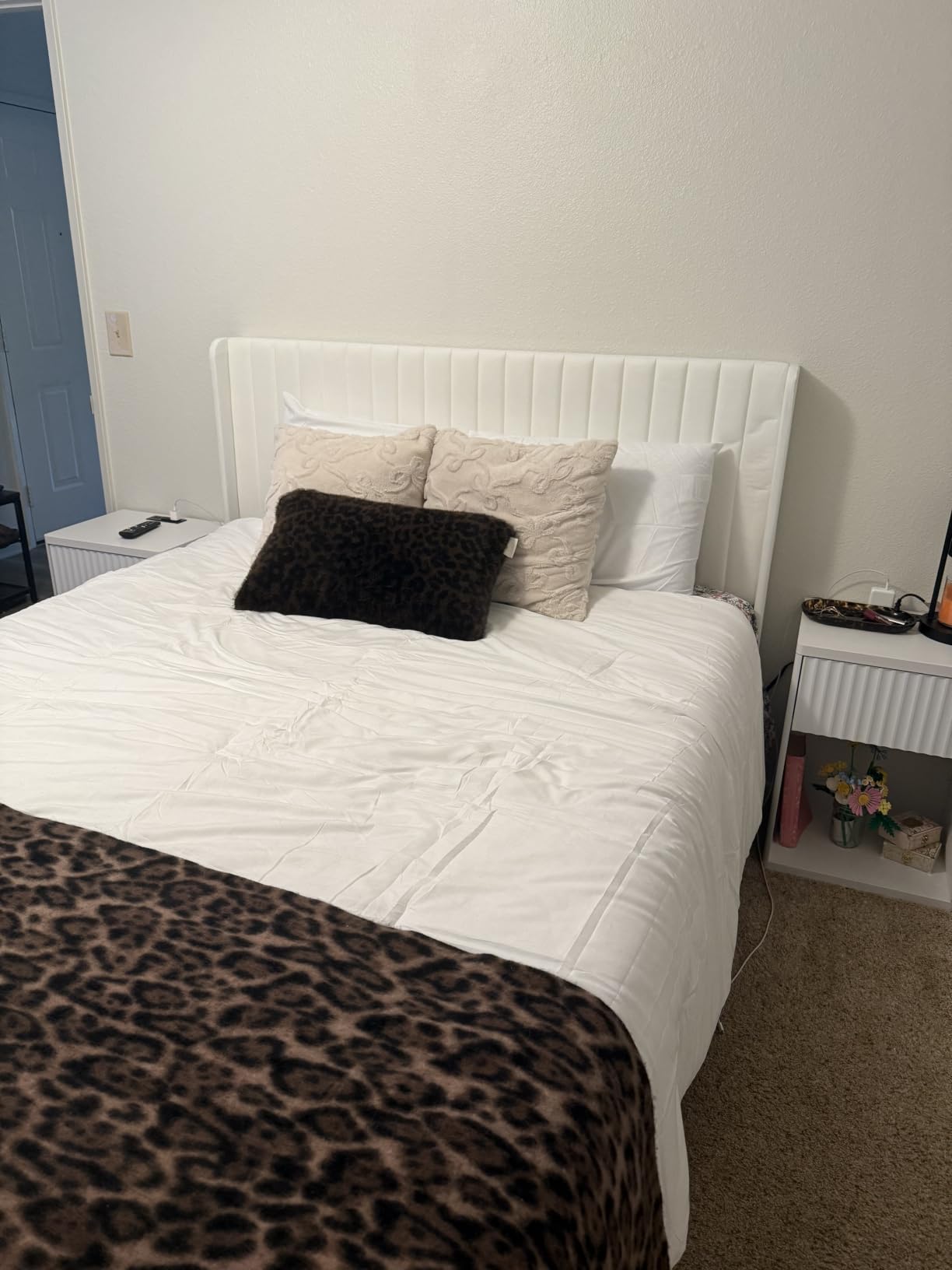 Allewie King Size Velvet Bed Frame/Vertical Channel Tufted Wingback Headboard/Upholstered Platform Bed/Strong Wooden Slats/No Box Spring Needed/Easy Assembly/Black customer photo 1