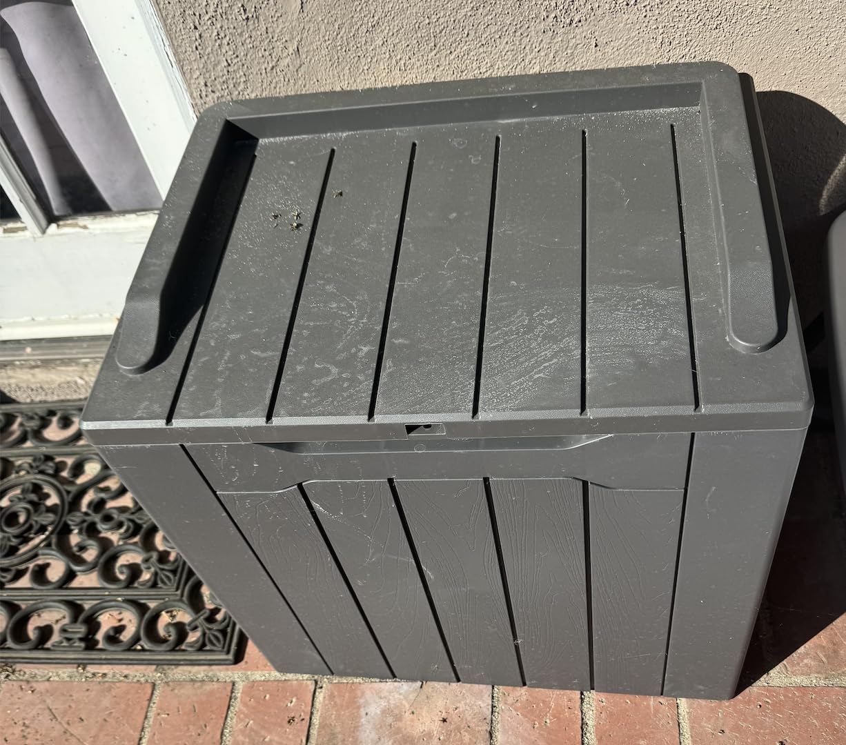 Flamaker Outdoor Storage Box 80 Gallon Resin Waterproof Deck Box | Delivery Box with Wood Texture Large Storage Bin for Patio Cushions, Garden Tools, Pool Gears customer photo 2