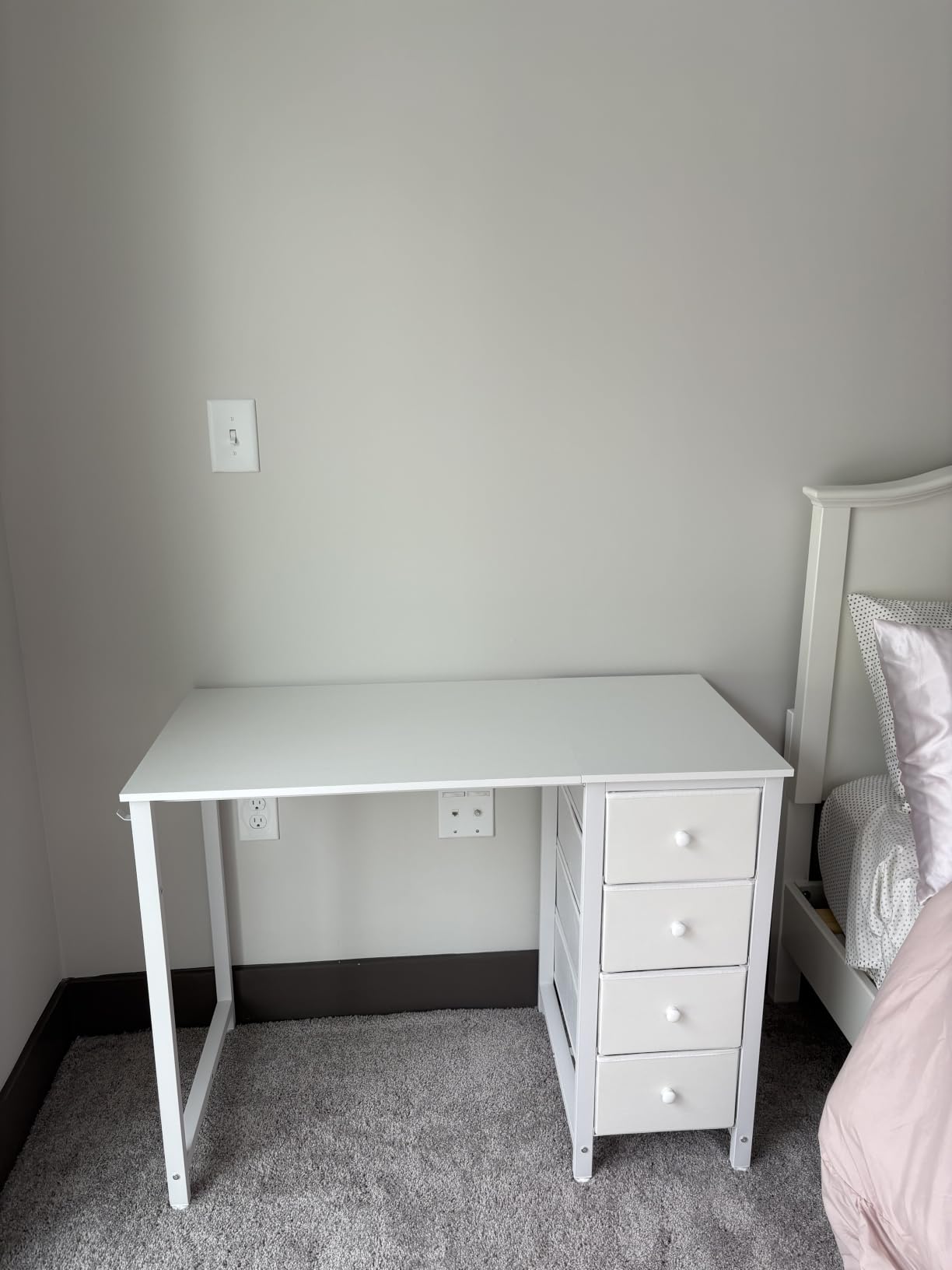 Lufeiya Small White Desk with Drawers for Bedroom, 40 Inch Kids Girls Study Desks, Reversible Computer Writing Nail Table with Fabric Drawer for Small Spaces Home Office Manicure customer photo 2