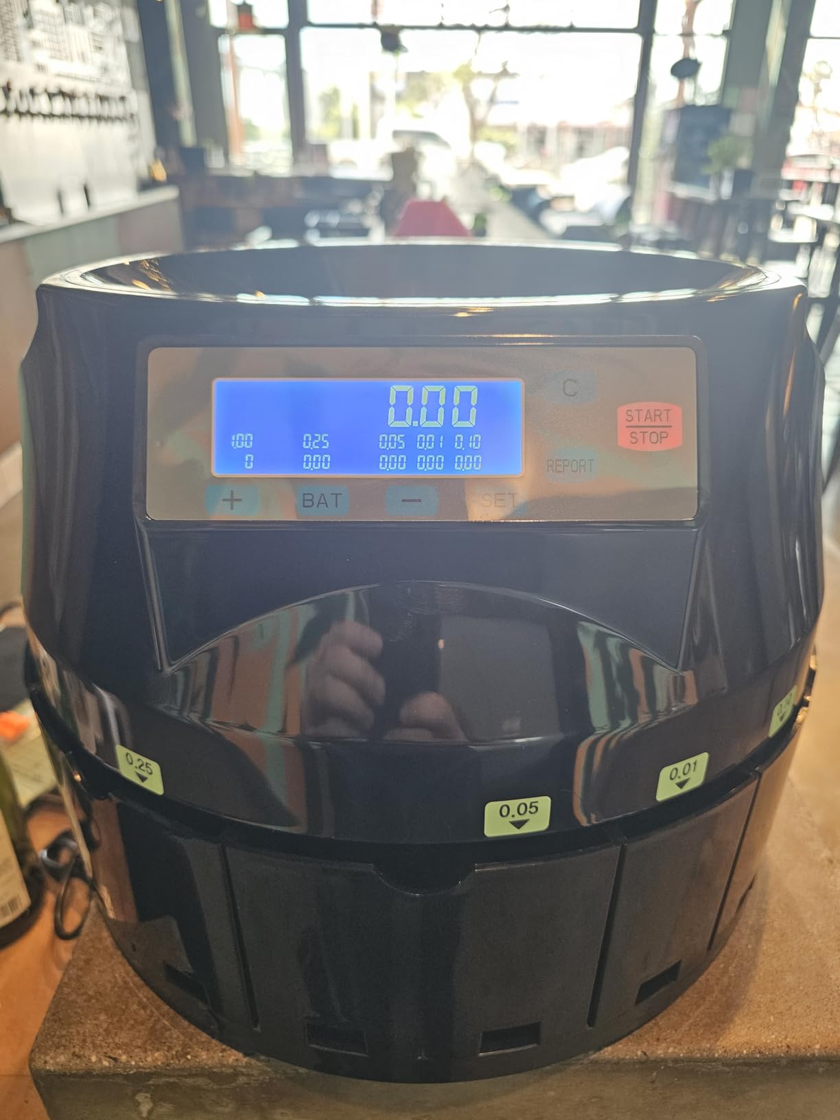 VEVOR USD Coin Counter with LCD Display, Precise Coin Counting and Sorter Machine - Sorts up to 300 Coins/min into Coin Wrappers, Compact Digital Change Counter Included 5 Coin Bins & 5 Tubes customer photo 2
