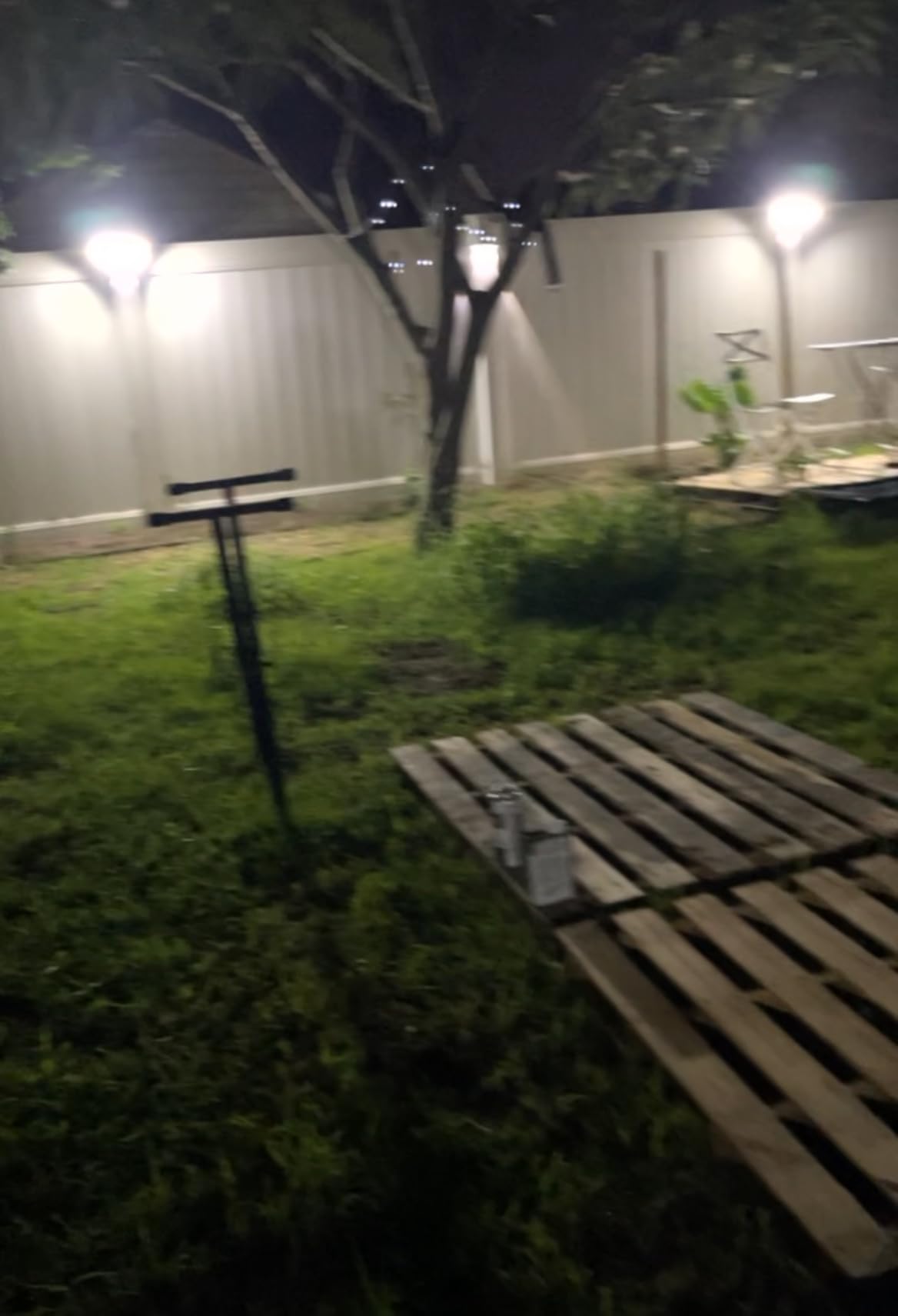 UME Solar Outdoor Lights 302 LED 3000LM, IP65 Waterproof Motion Sensor Outdoor Lights, 3 Heads Solar Security Flood Lights 270 Wide Lighting Angle with 3 Modes for Garden Patio Yard - 2 Pack customer photo 2