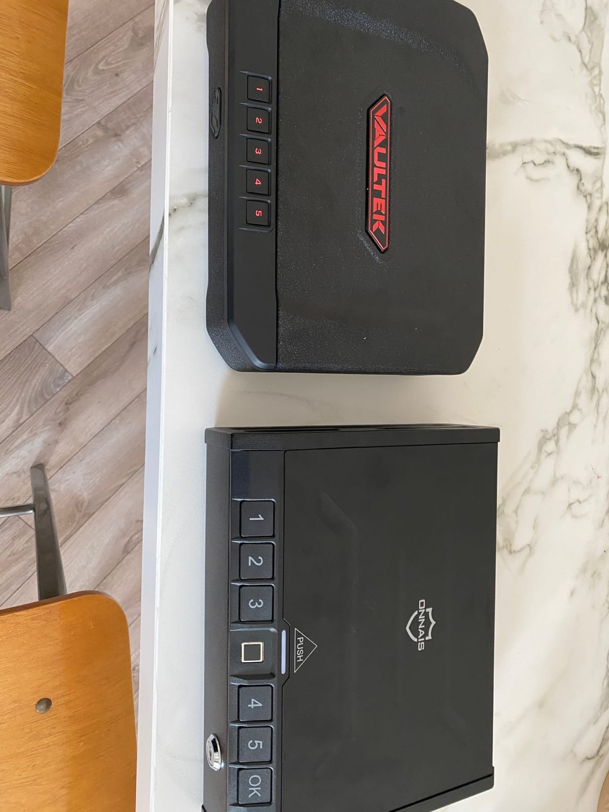 ONNAIS Iron PRO Biometric Fingerprint Gun Safe for Handgun with Keypad Lock customer photo 1