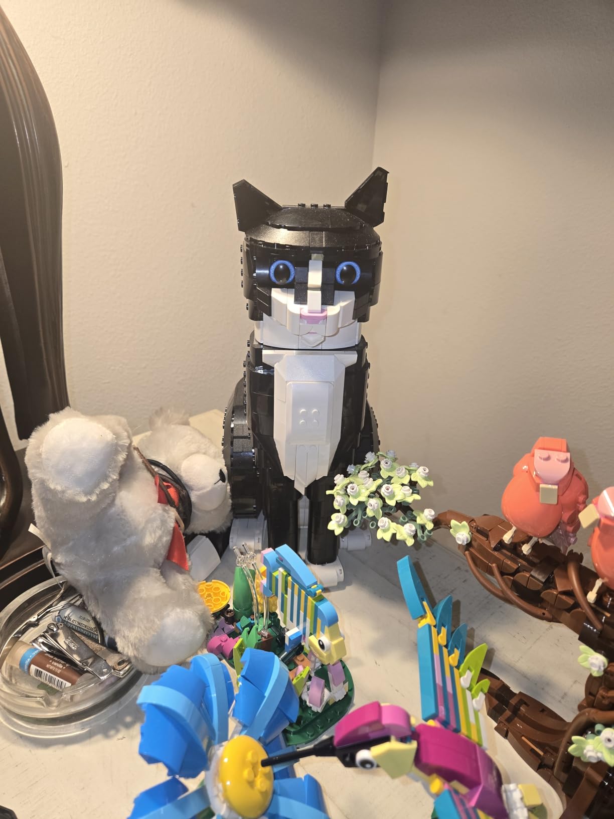 LEGO Ideas Tuxedo Cat - Building Sets for Adults, Ages 18+ - DIY Crafts Kit for Home Decor, Living Room or Bedroom - Gift for Animal Lovers - 21349 customer photo 1