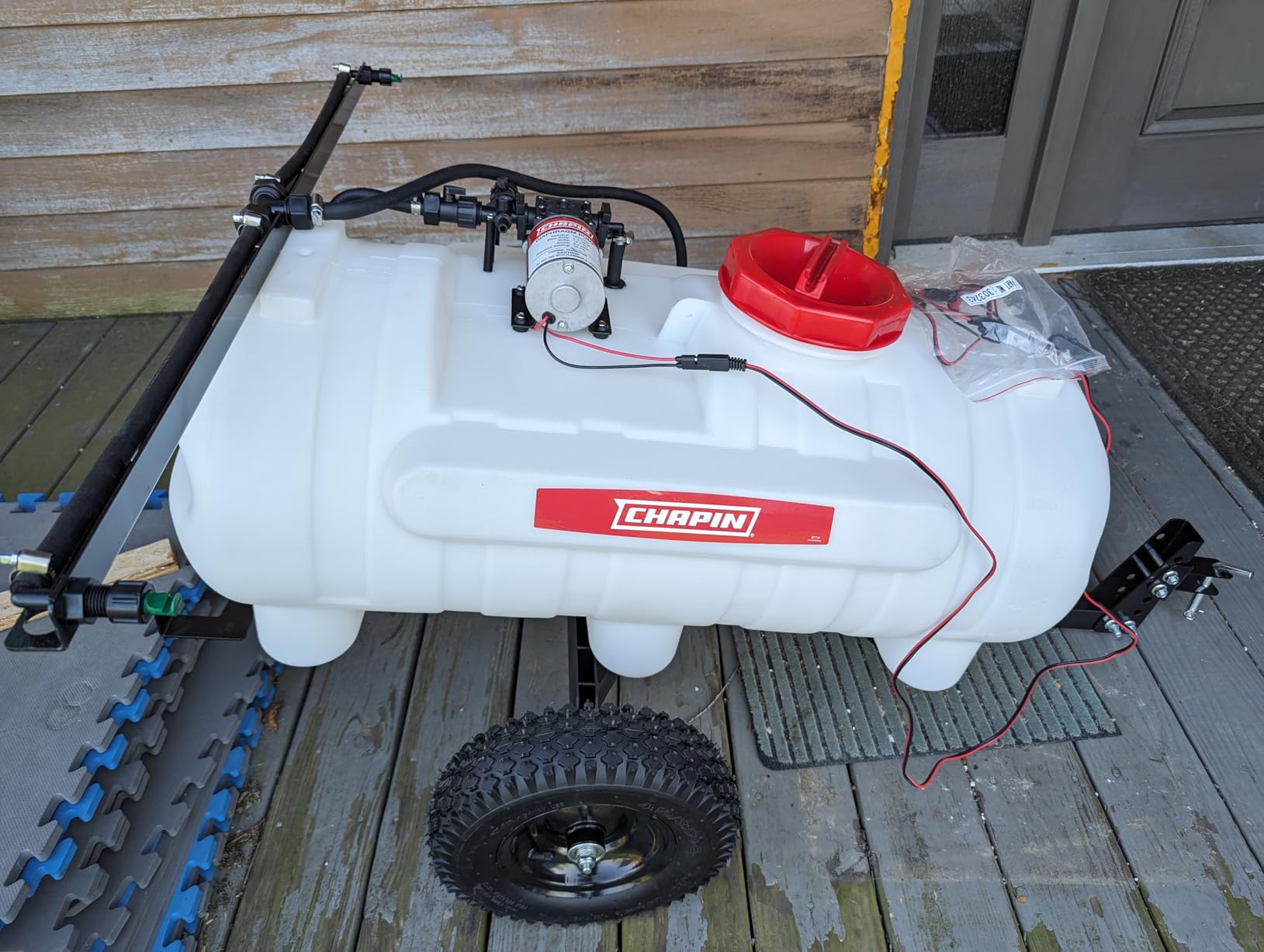 Chapin 97714: Made in The USA 25-Gallon Tow-Behind 2.5GPM/12V EZ Mount Deluxe Multi-Purpose ATV/UTV Tank Sprayer for Lawn & Garden, Farm & Acreage, Weed Control, w/ 2-Nozzle Spray Boom Attachment customer photo 2
