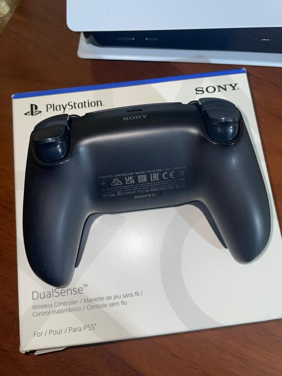 PlayStation DualSense® Wireless Controller - Midnight Black customer photo 1