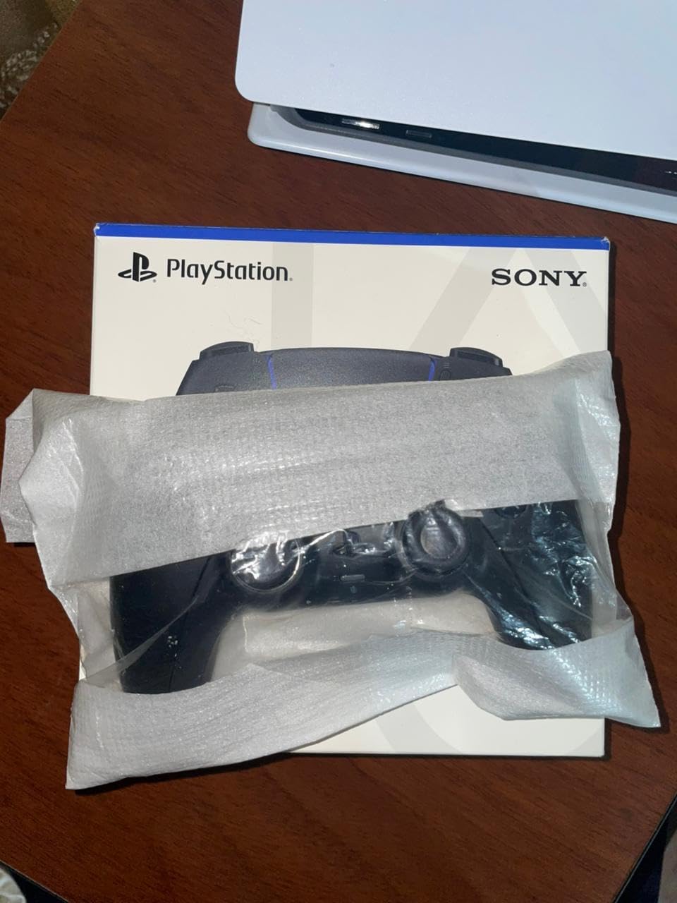 PlayStation DualSense® Wireless Controller - Midnight Black customer photo 2