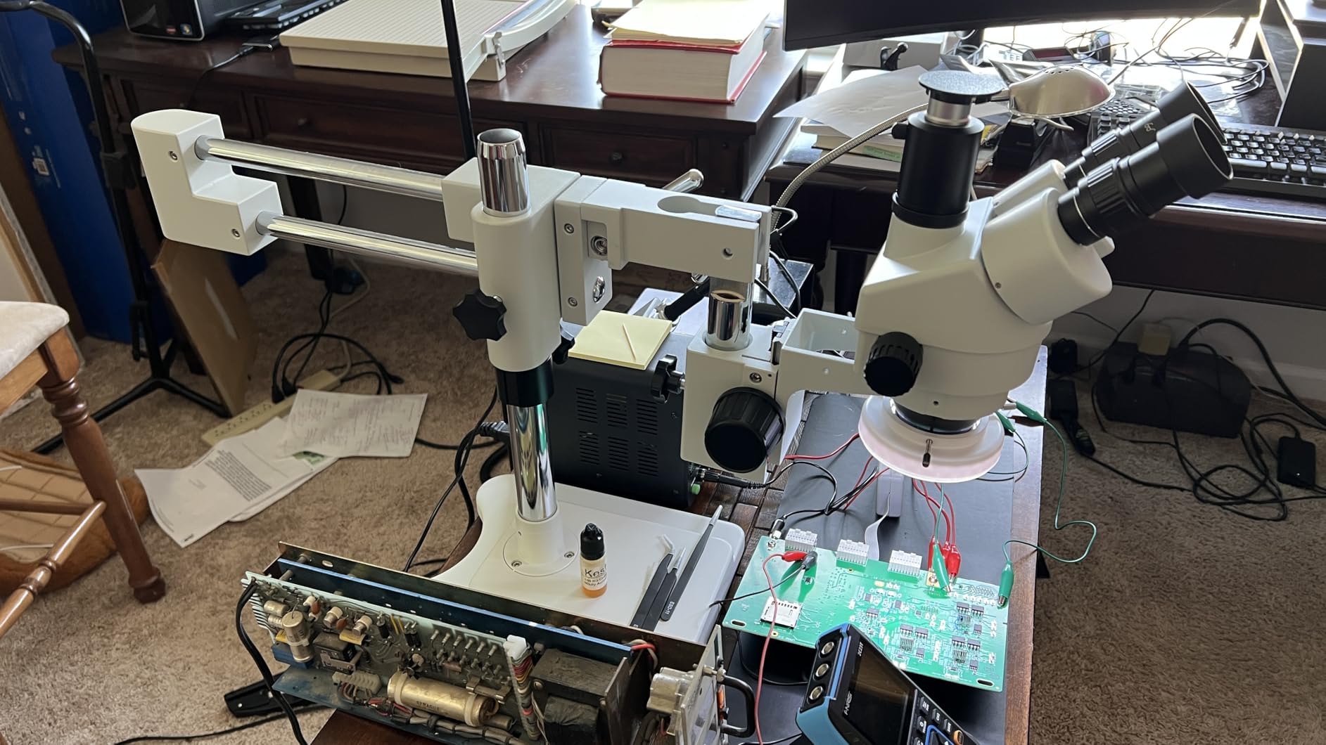 Professional Trinocular Stereo Zoom Microscope, 3.5X-90X Magnification,WF10X Eyepieces, 0.7X-4.5X Zoom,0.5X & 2.0X Auxiliary Lens, Double-Arm Boom Stand, 56S LED Ring Light,Two adapters customer photo 2