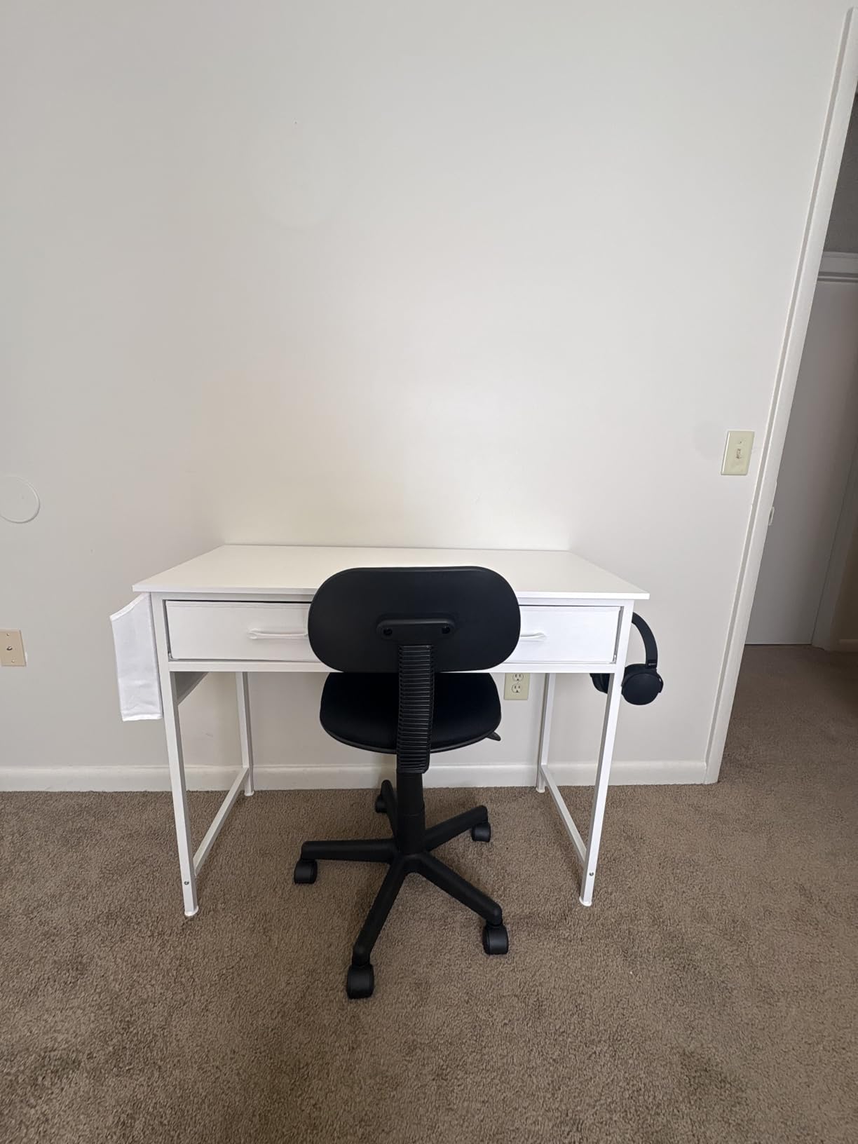 DLisiting 32 Inch Small Desk with Drawers, Black customer photo 2