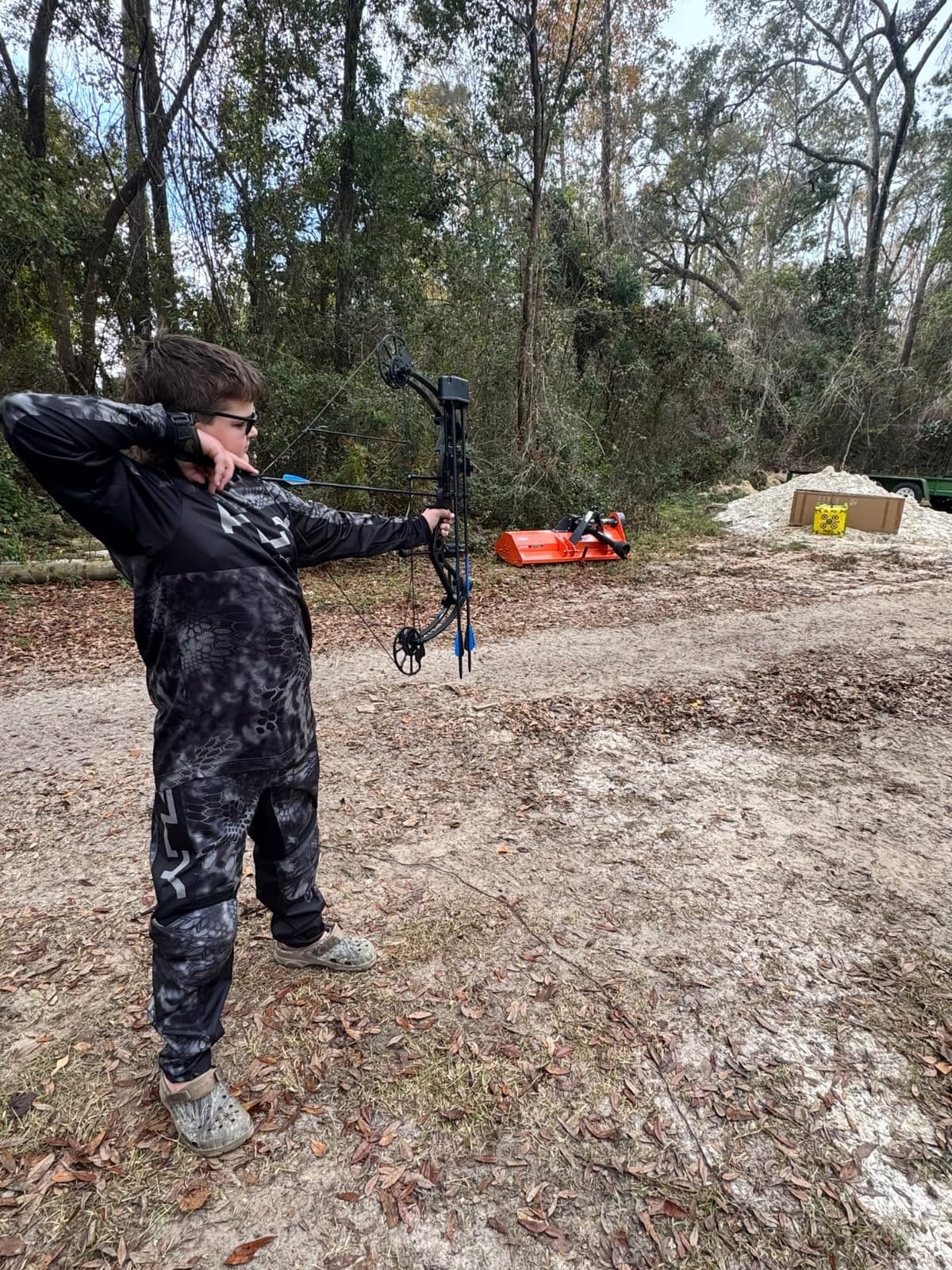 Sanlida Dragon X7 Ready to Hunt Compound Bow Package for Adults, Archery Compound Bow and Arrow Set, 0-70 Lbs Draw Weight, No Bow Press Needed, RH Only, Limited Life-time Warranty customer photo 1