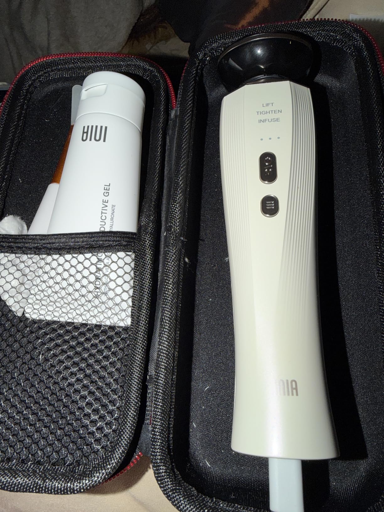INIA FLARE 3-in-1 Red Light Therapy Beauty Device for Face & Neck White customer photo 1