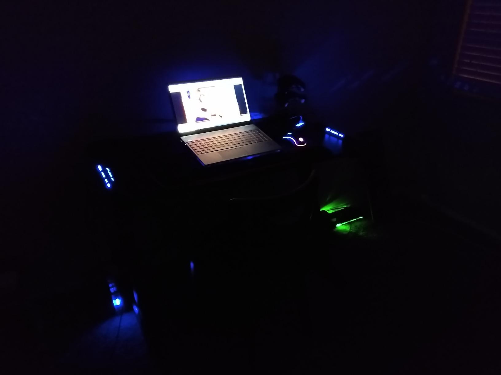 EUREKA ERGONOMIC Gaming Desk, 60 Inch Computer Desk with RGB LED Lights customer photo 2