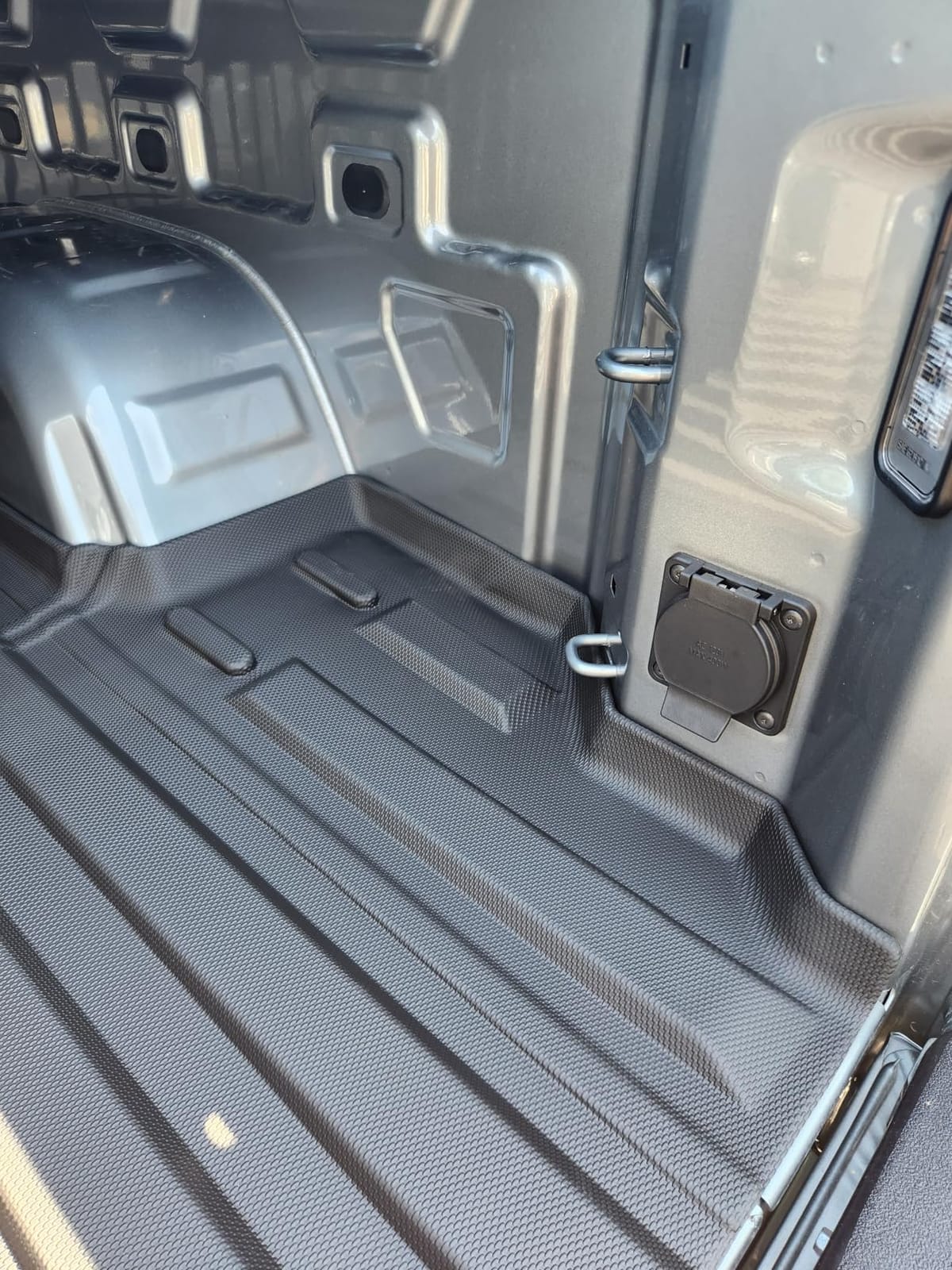 TripleAliners 6.8FT Truck Bed Mat for 2020-2026 Chevy Silverado 2500 3500HD customer photo 2