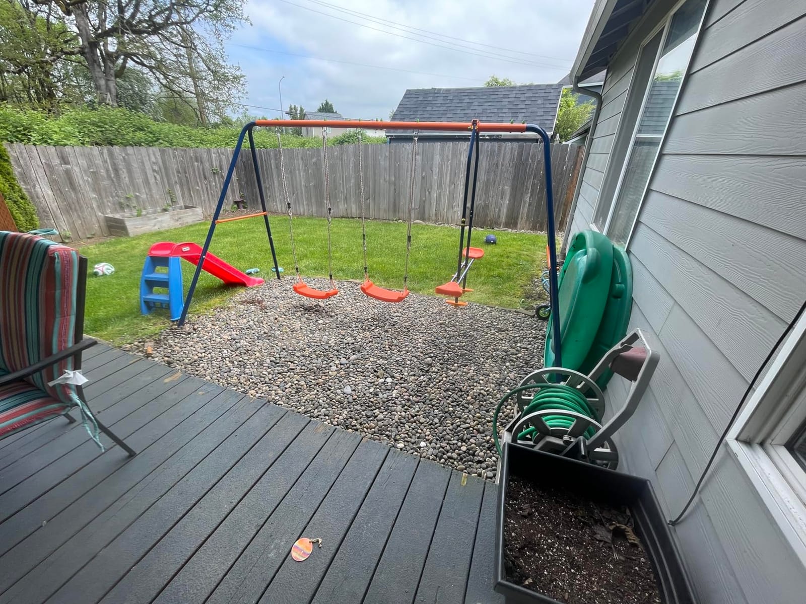 HLC Heavy Duty Metal Kids Swing Set for Backyard, Ages 3-10, 440lbs customer photo 1