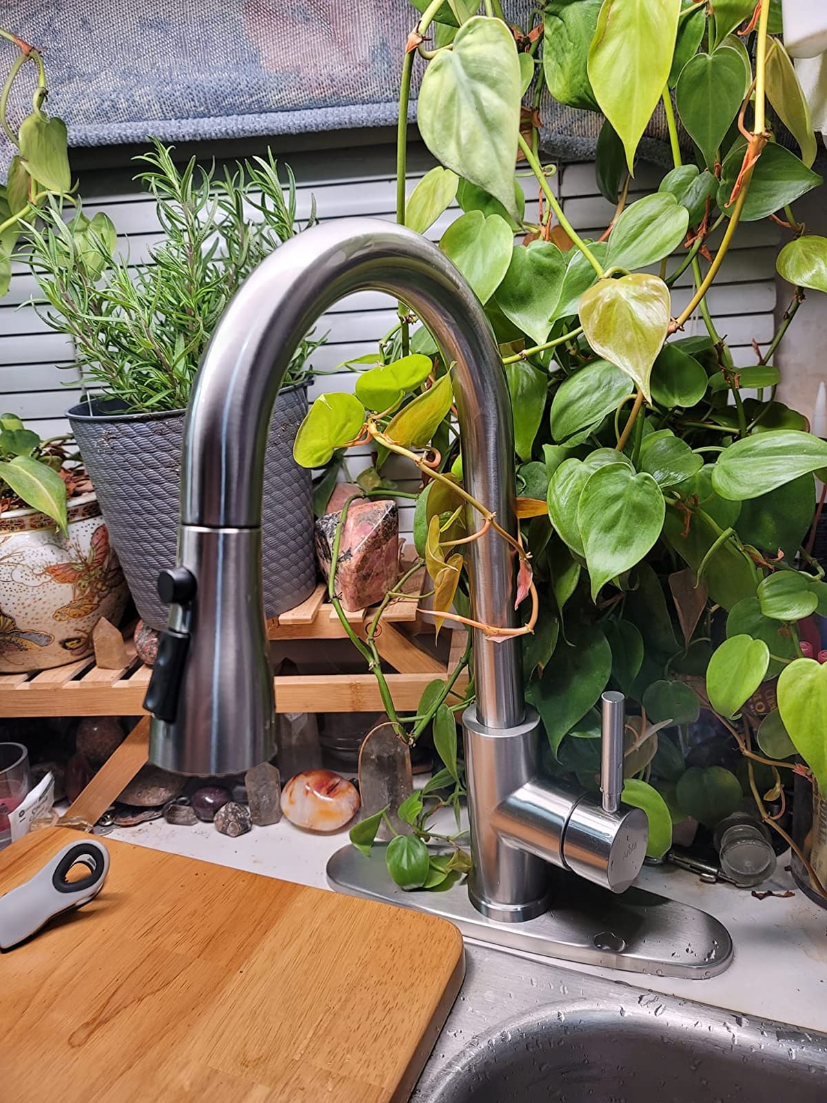 Arofa Touchless Kitchen Faucet, Motion Sensor, Pull-Down, Brushed Nickel customer photo 1