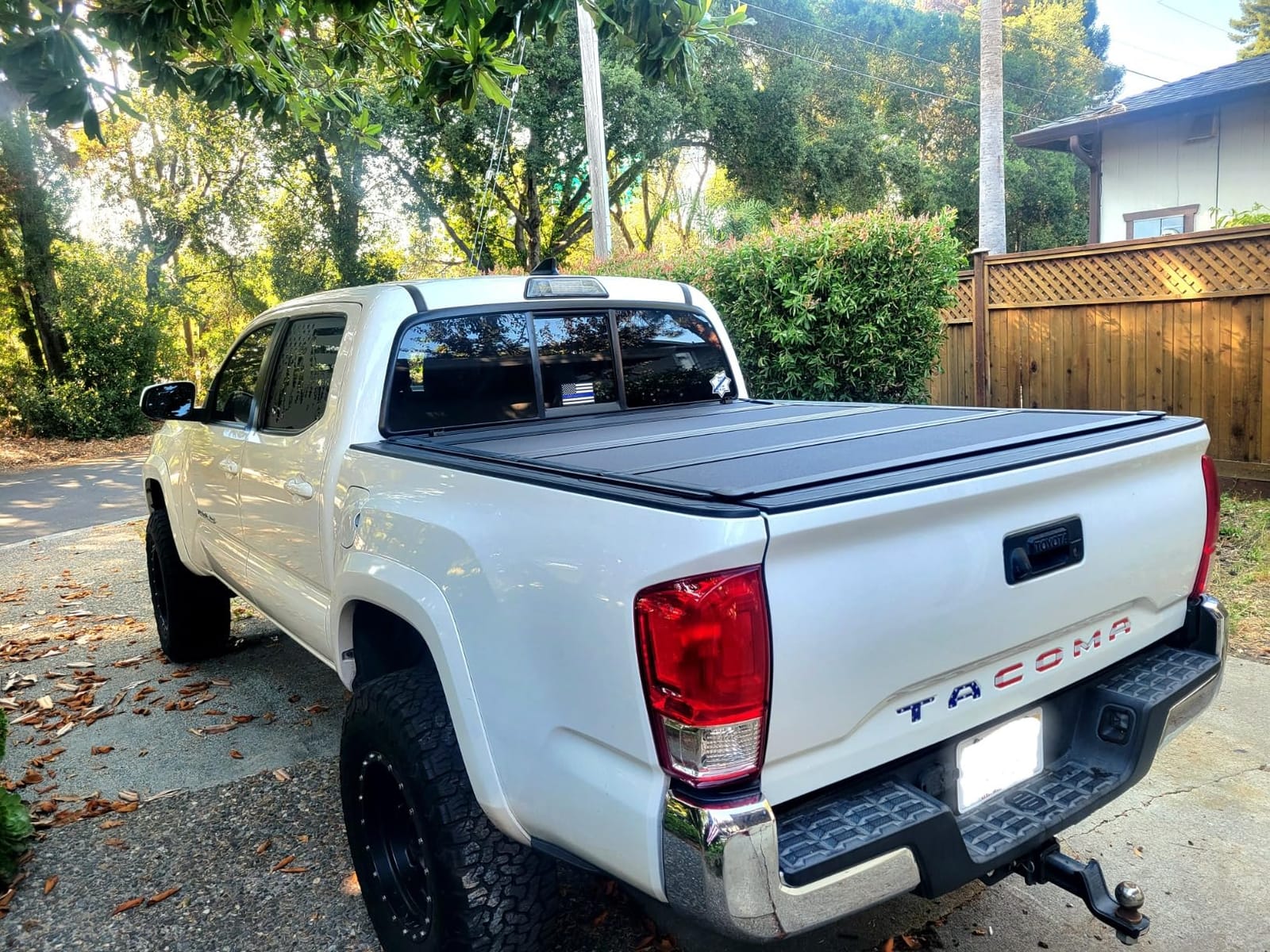 RealTruck BAK BAKFlip MX4 Hard Folding Truck Bed Tonneau Cover | 448446 | Fits 2024-2026 Toyota Tacoma 5' Bed (60