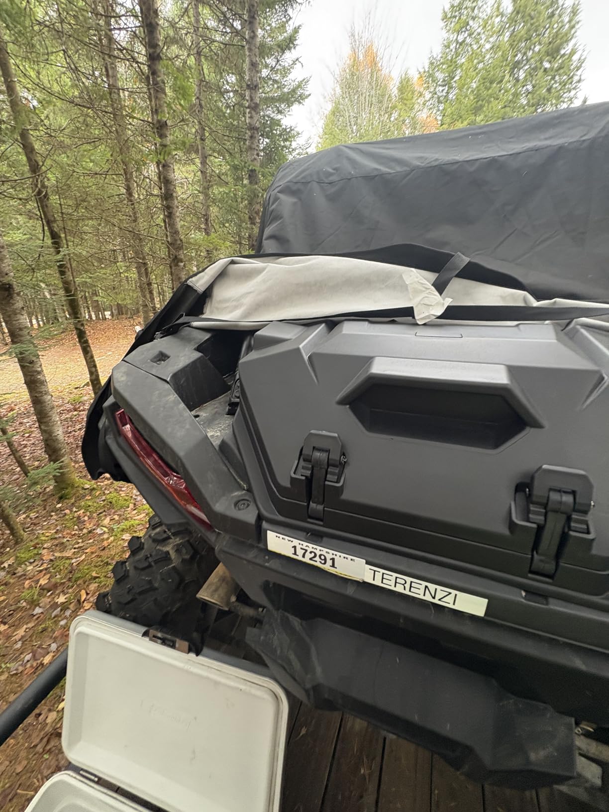 KEMIMOTO UTV 82QT Rear Cargo Storage Box Water Resistant Replace #2889611 customer photo 2