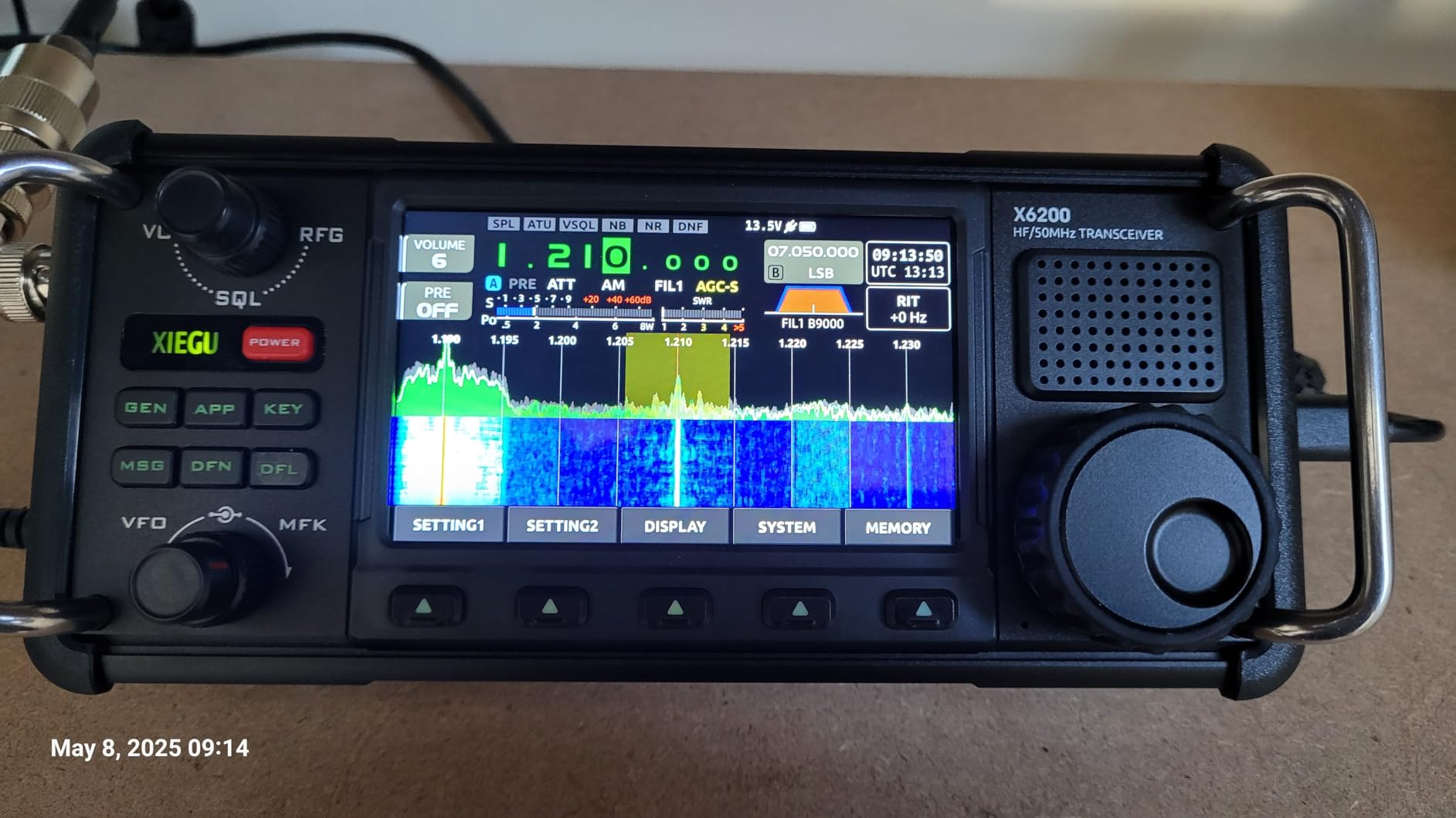 Xiegu X6200 HF Radio Transceiver, Portable HF/50MHz/WFM/AIR Receiver with RF Direct Sampling System, 3200mAh Replaceable Battery, 4