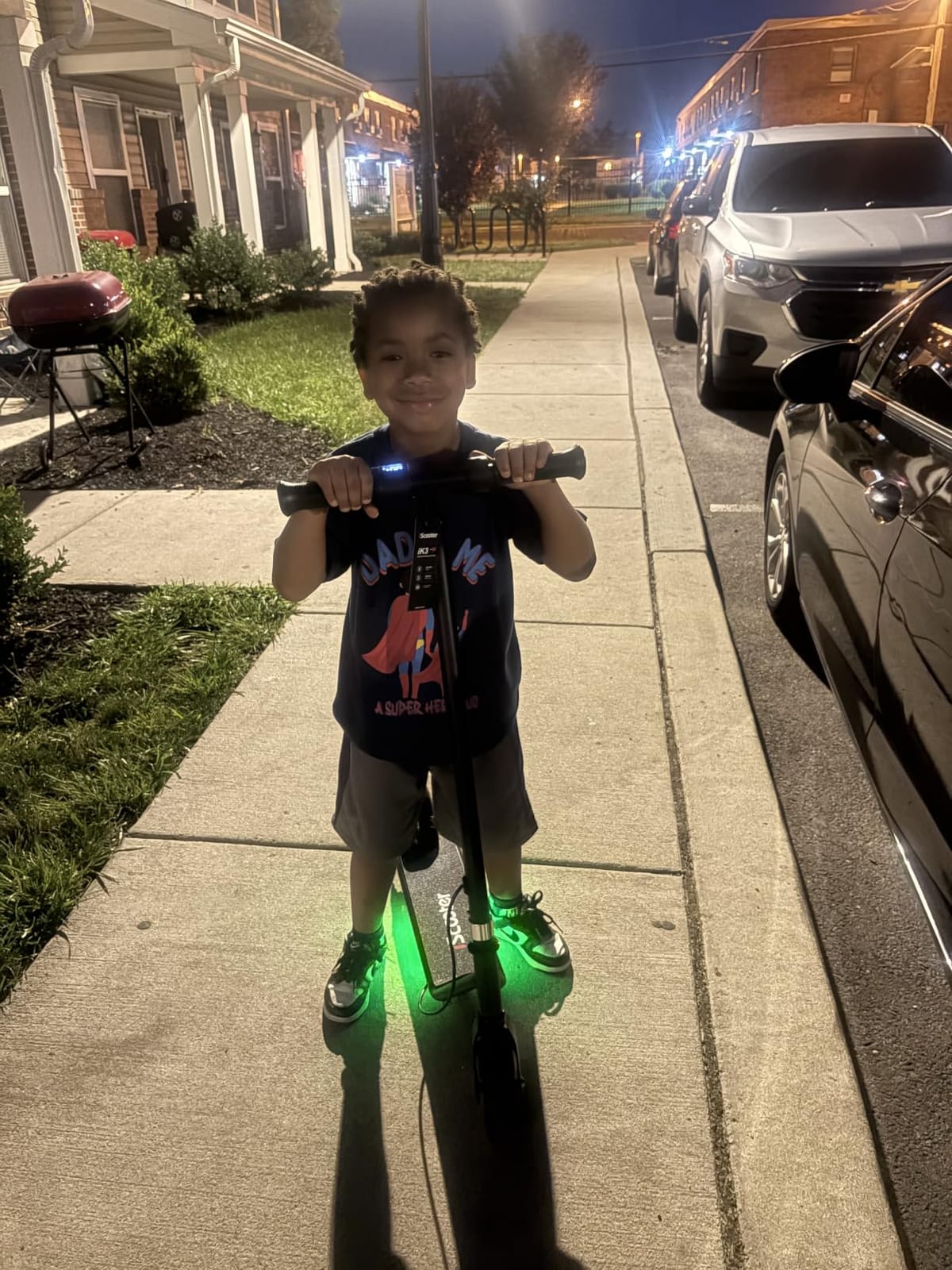iScooter IK3 Serious Electric Scooter for Kids Aged 6-12 customer photo 2