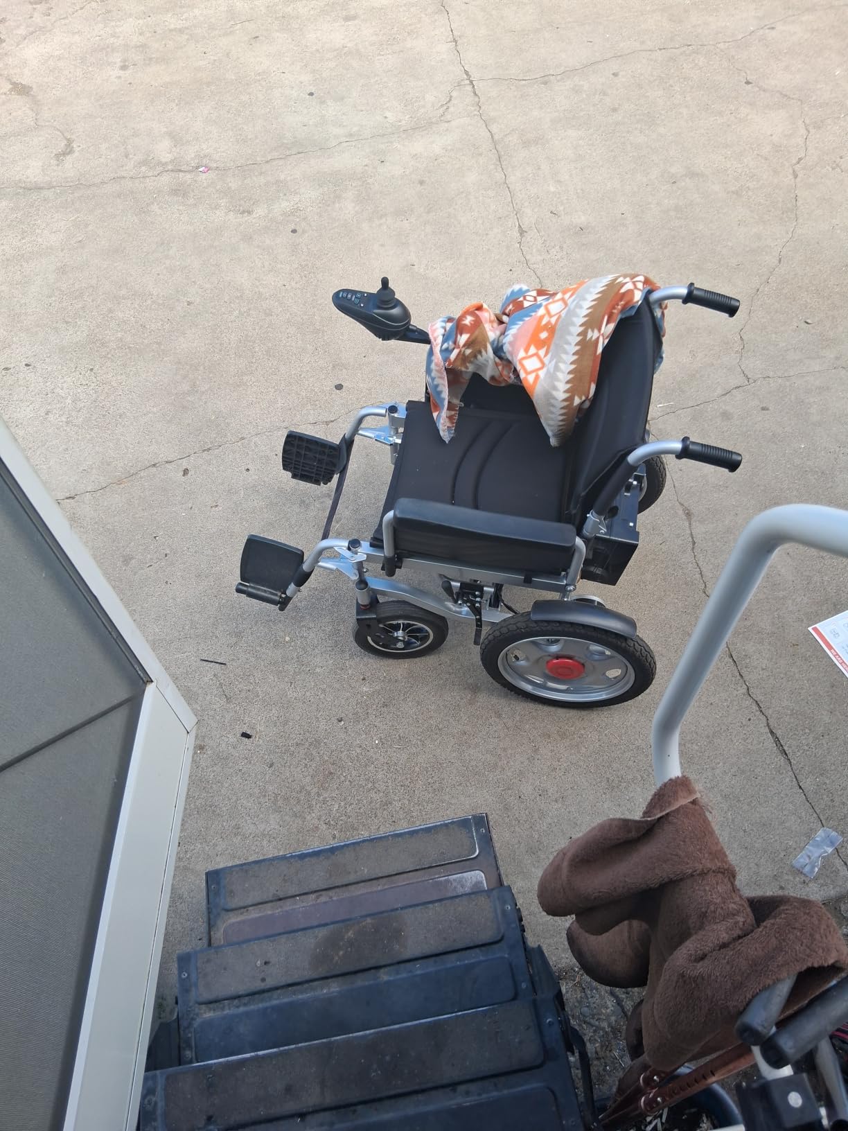 400LB Capacity Heavy-Duty Electric Wheelchair for Adults,Seniors customer photo 1