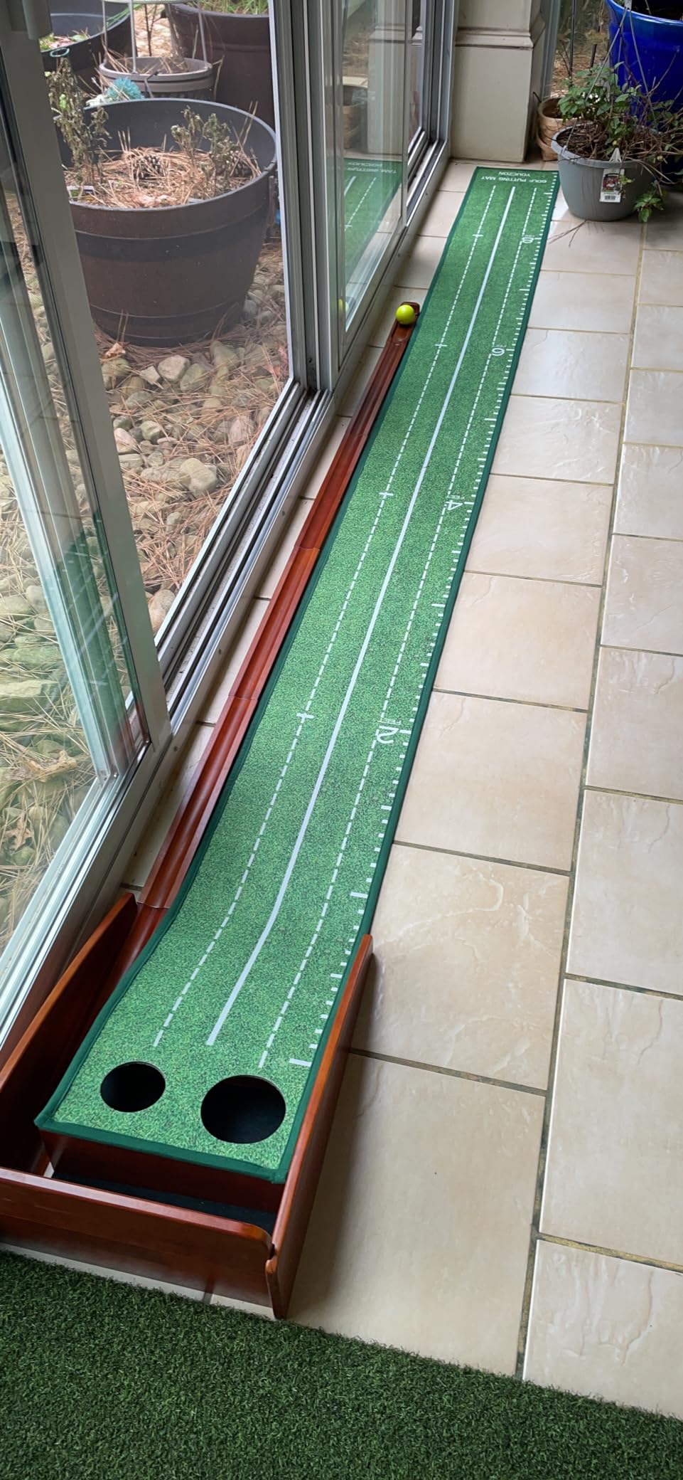 YOUCZON Putting Green Indoor,Golf Putting Mat with Auto Ball Return,Premium Crystal Velvet Surface, Practice Putting mat, Perfect Training Aid & Gift for Golf Lovers Christmas customer photo 1