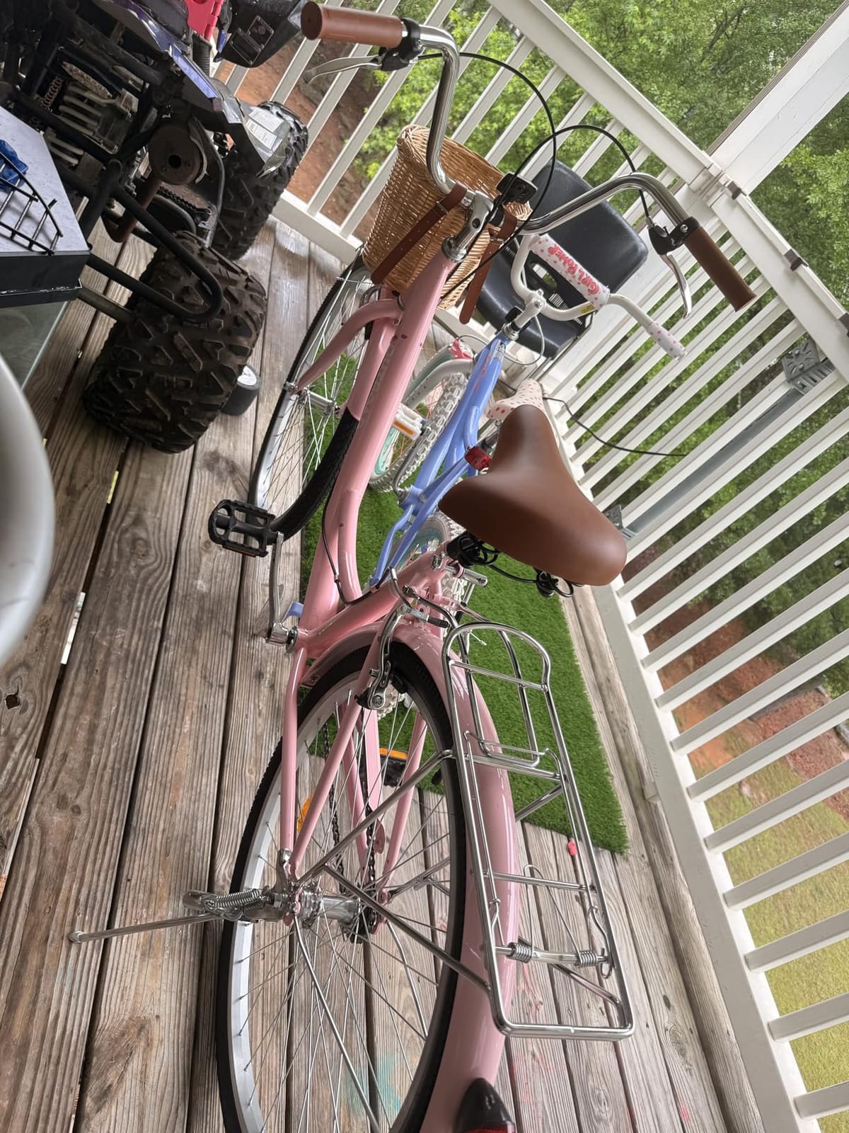 Outroad Beach Cruiser Bike, 24/26 inch Commuter Bicycle for Adult and Women,High-Carbon Steel Comfortable City Bikes with Rear Rack and Basket, (Black/Pink/White/Green/Purple) customer photo 2
