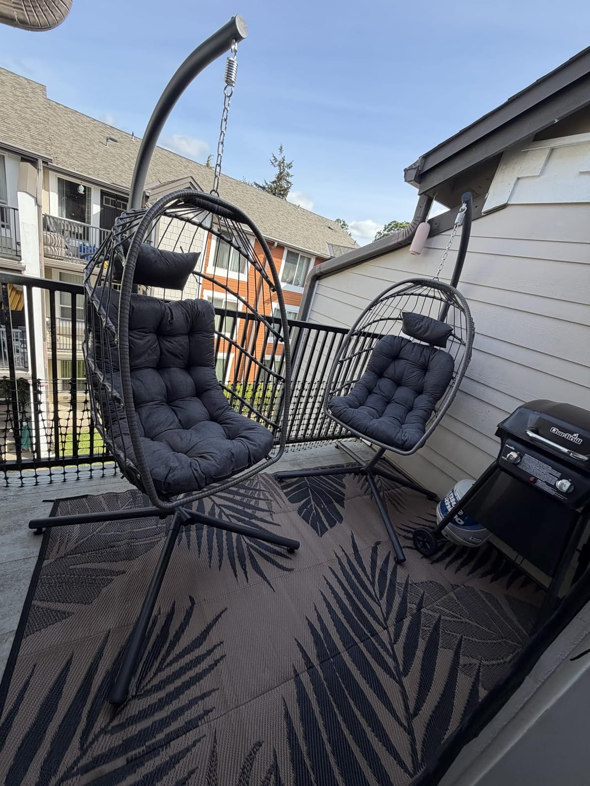 SWITTE Egg Chair Outdoor with Stand, Indoor Wicker Hanging Egg Swing, Grey customer photo 1