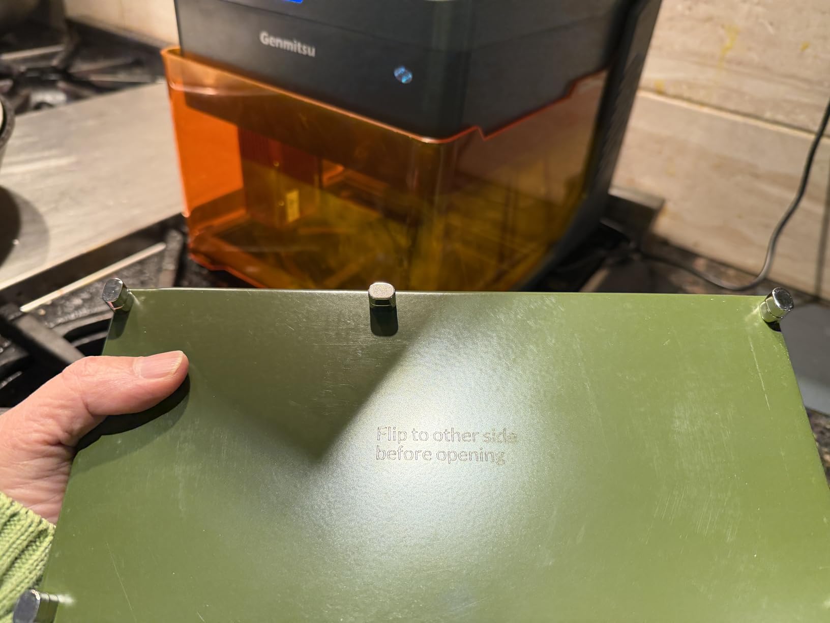 Genmitsu Kiosk 10W 10000mW Laser Engraver, portable cutter with Enclosure customer photo 1